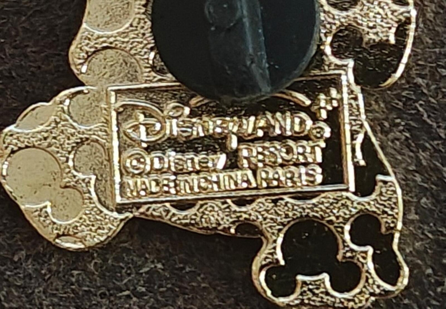 2009 Official Disneyland Resort Paris Stitch Booster Set Enamel Pin