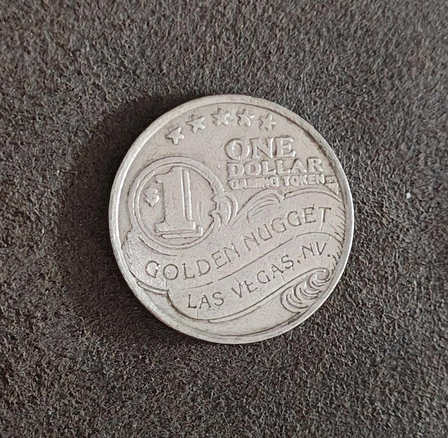 1990'a Golden Nugget Las Vegas Casino One Dollar Slot Token