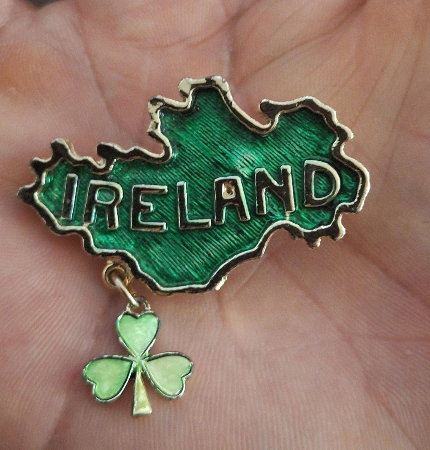 Gold Tone Ireland With Country Outline & Dangling Clover/Shamrock