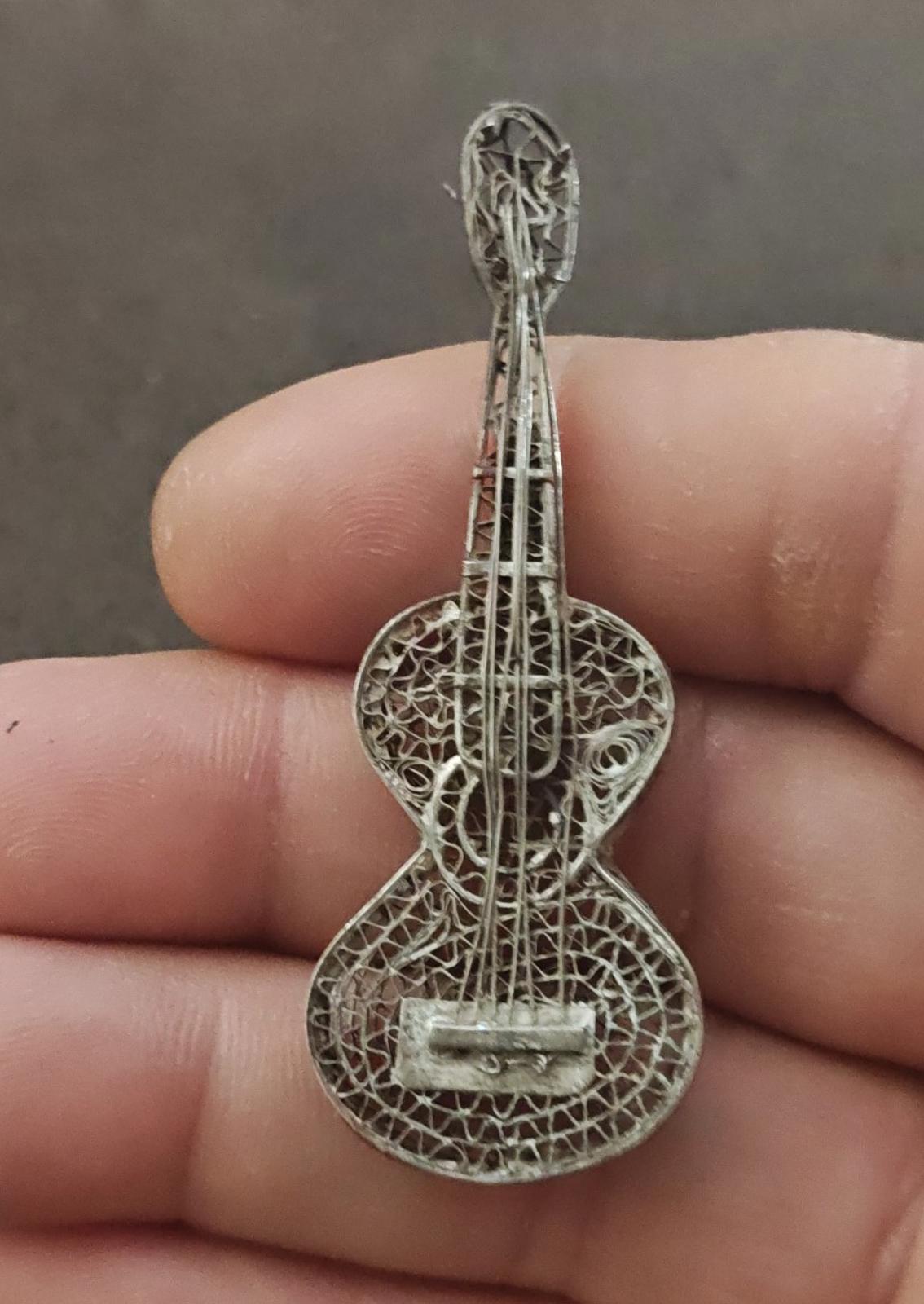 1960s Mexican Sterling Silver Filigree Ornate Brooch