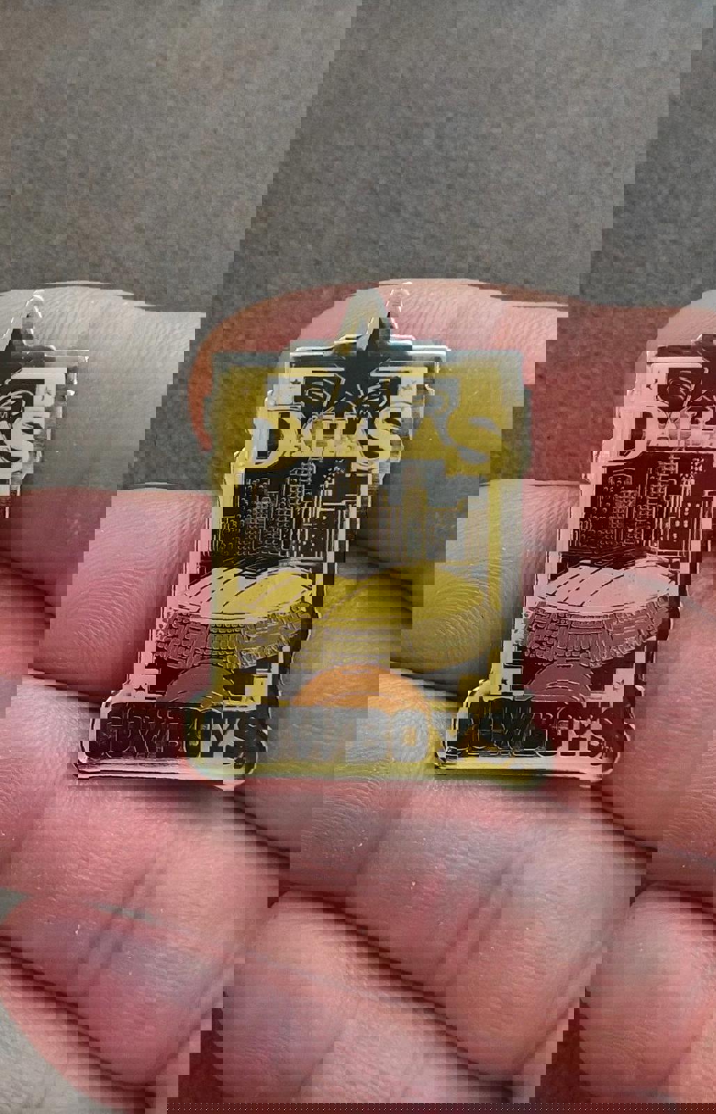 1990's Dallas Cowboys Gold Tone Enamel Pin