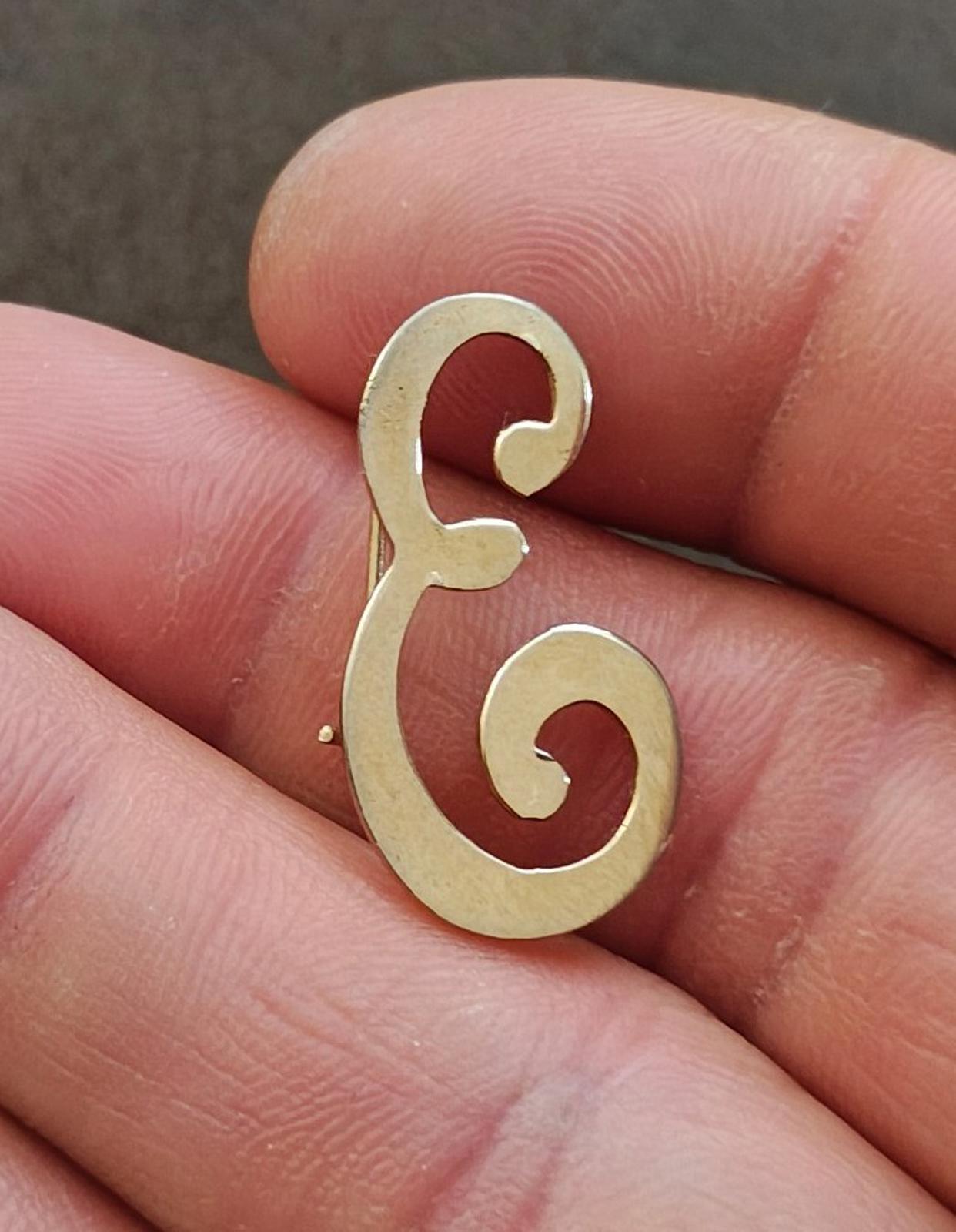 1980s Gold Tone Monogram Letter Initial "E" Pin/Brooch