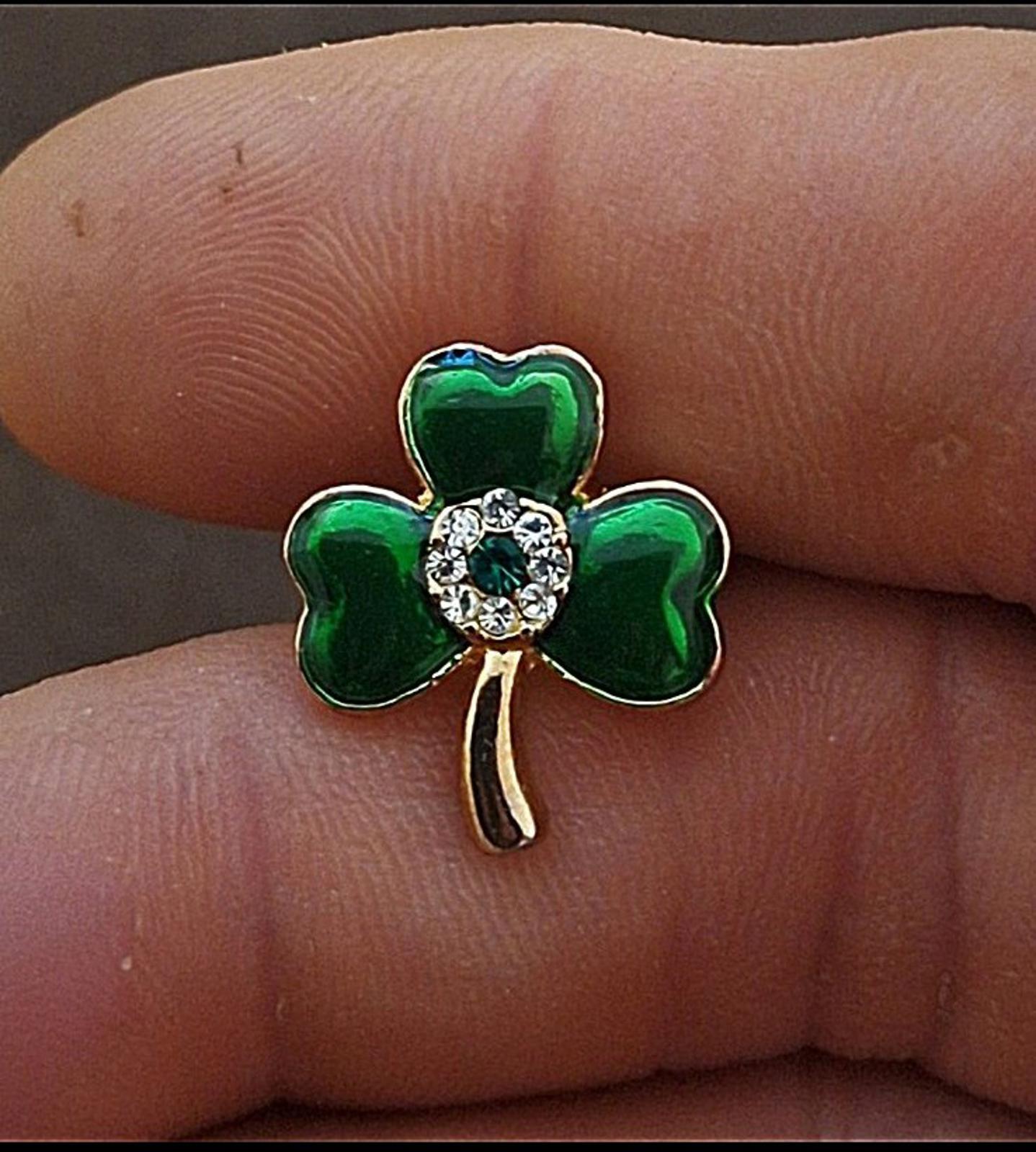 Pretty Three Leaf Lucky Clover/Shamrock With White & Green Crystals/Rhinestones