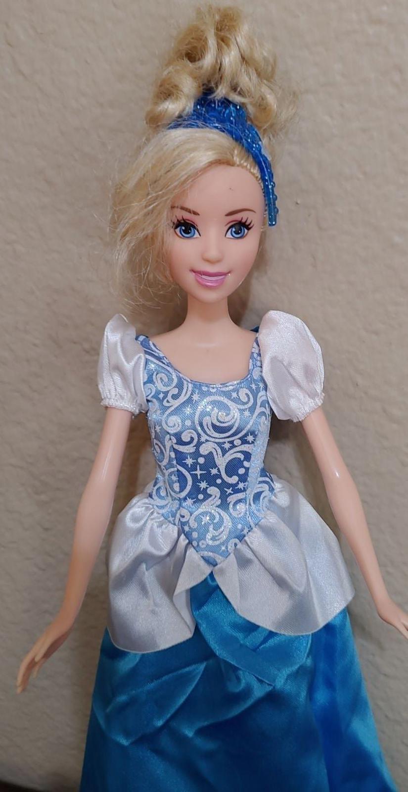1999 Cinderella Barbie Doll