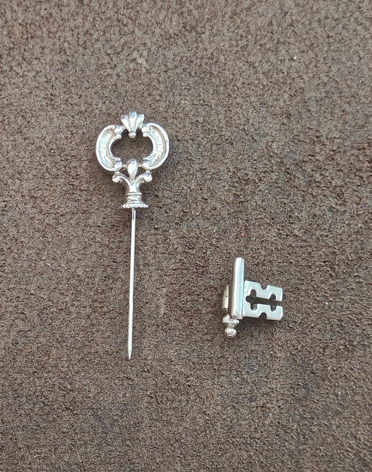 1970s Signed Avon Skeleton Key Stick Pin
