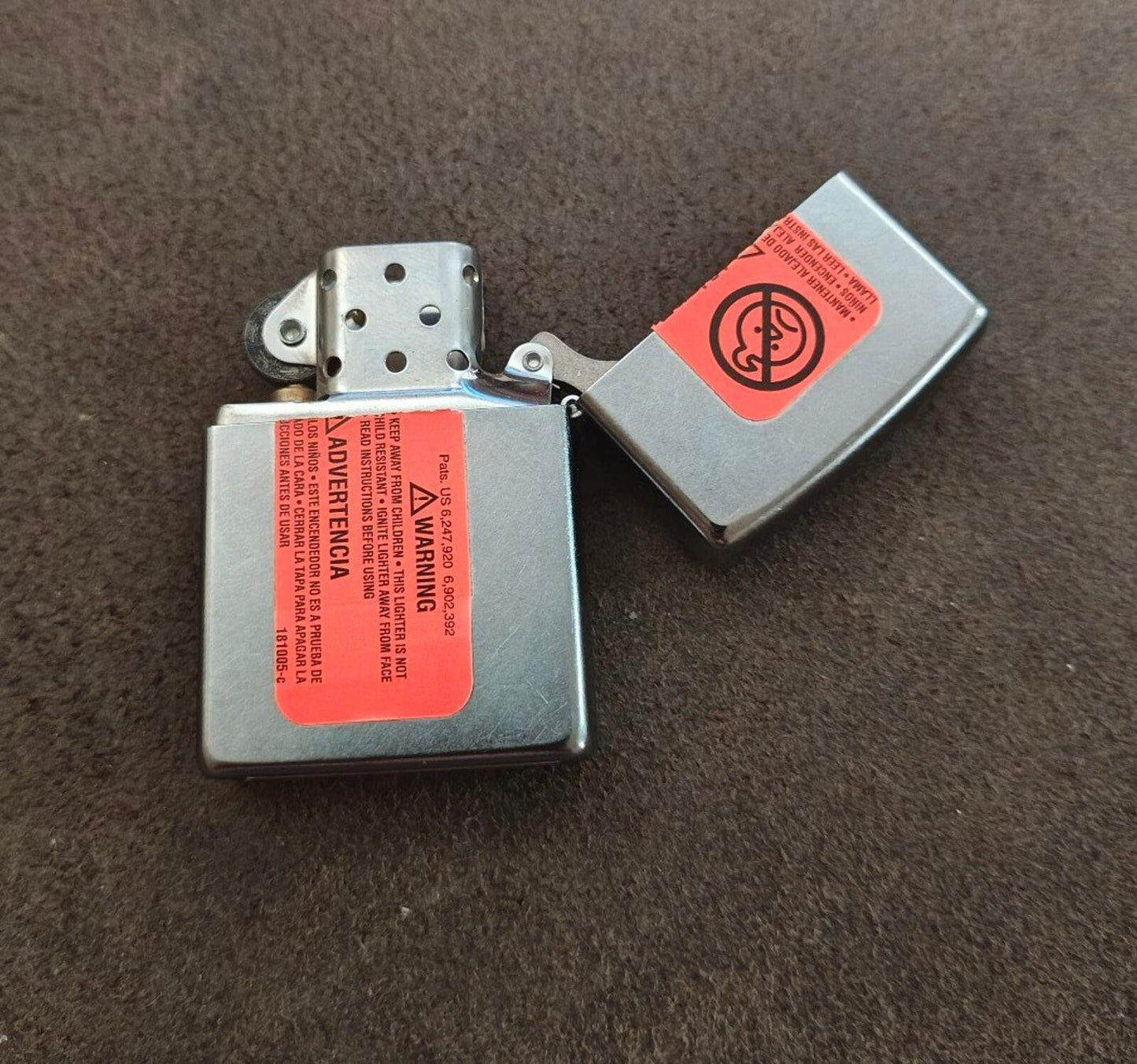 Zippo Street Chrome Windproof Lighter