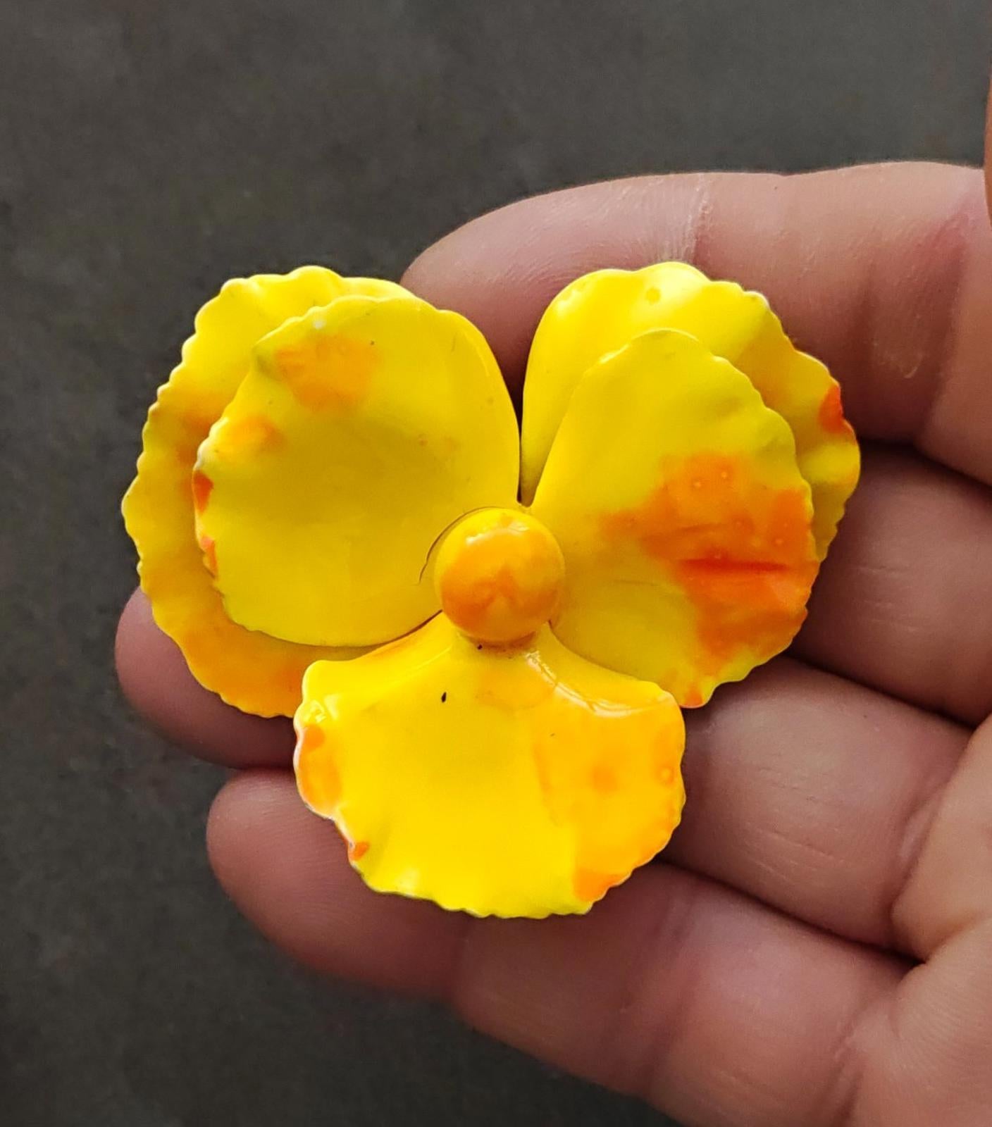 1960s Vintage Metal With Yellow Enamel Flower Statement Brooch Pin