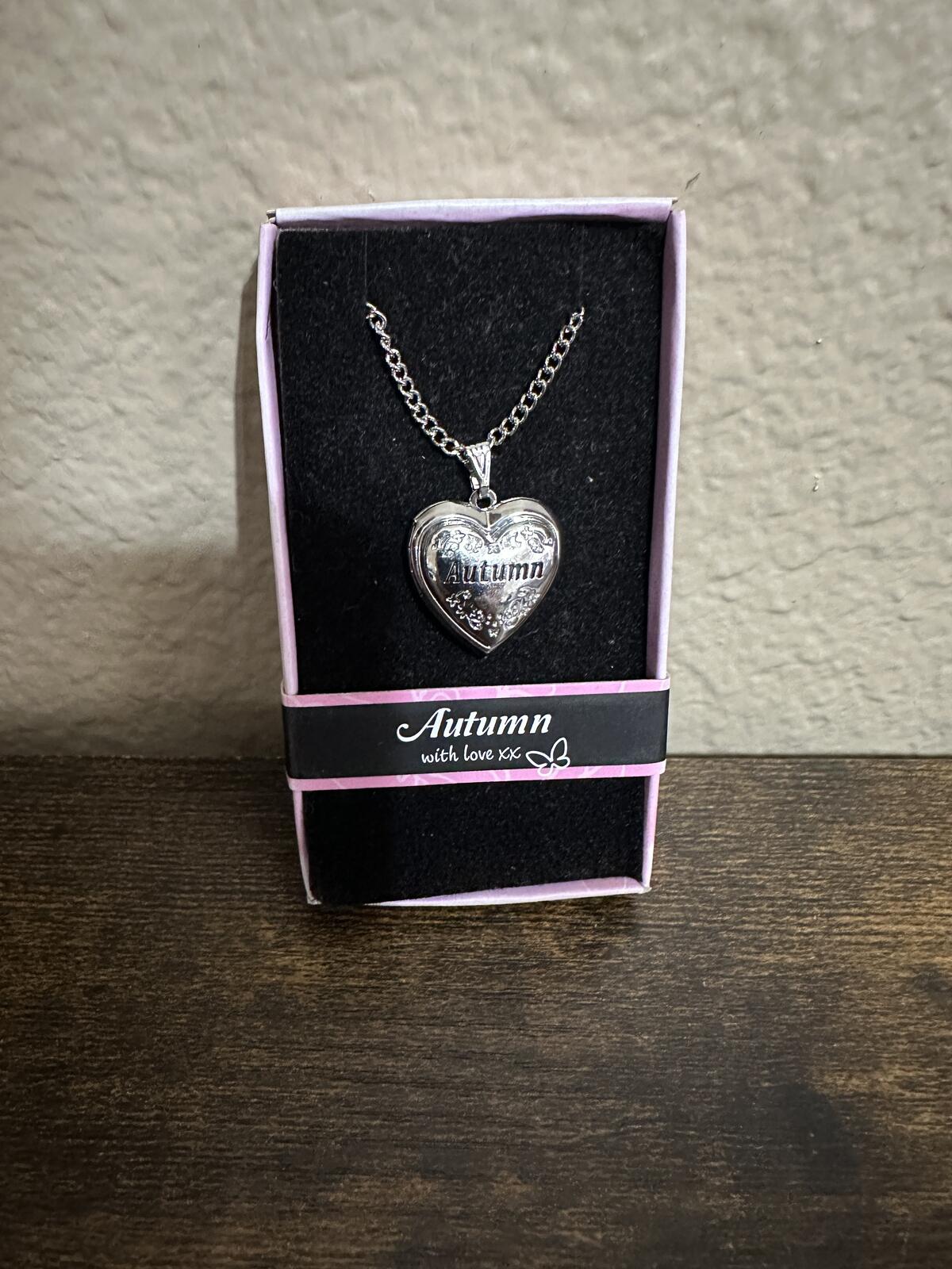 Love Lockets Silver tone Engraved Autumn Necklace