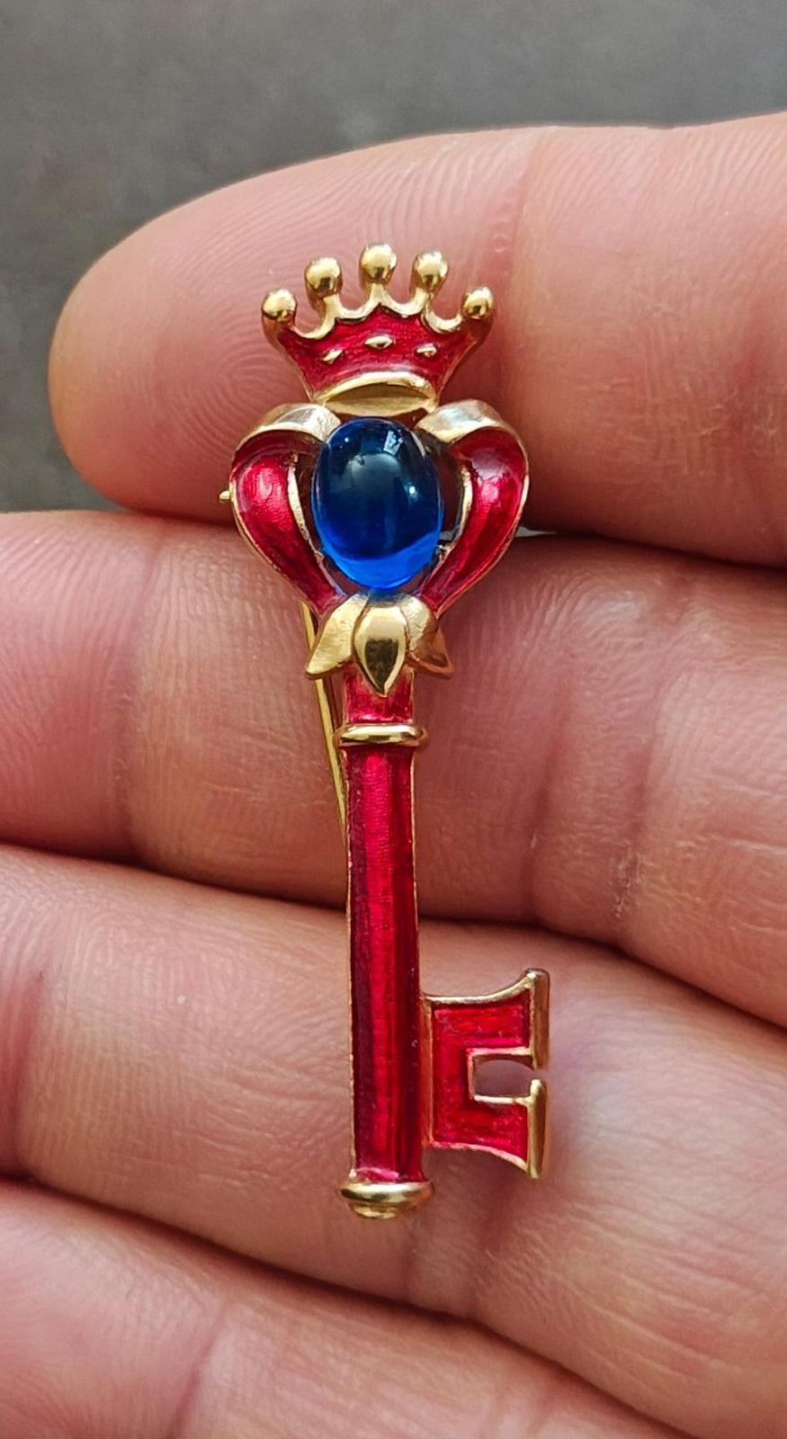 1940s/50s Crown Trifari Gold Tone Key Brooch With Red Enamel and Blue Cabochon