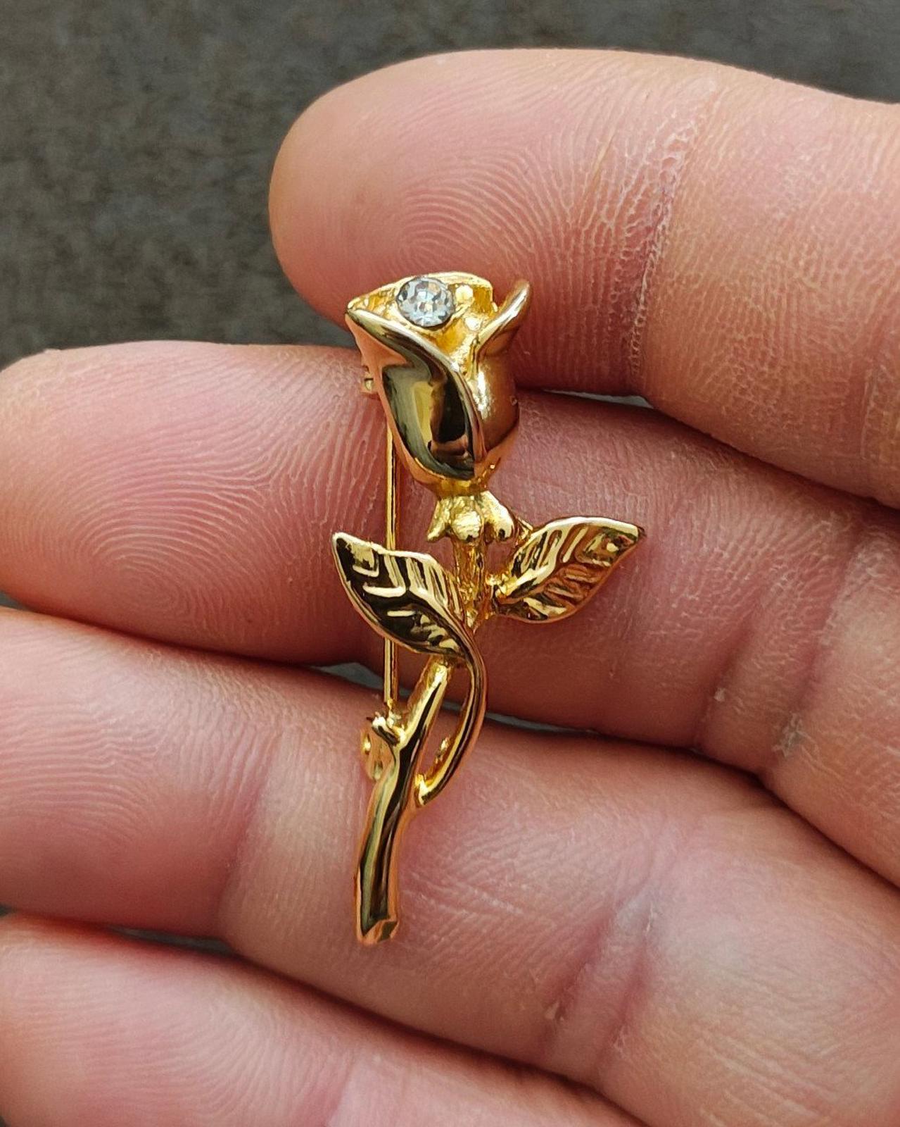 1980s Textured Gold Tone Rose With Rhinestone Brooch