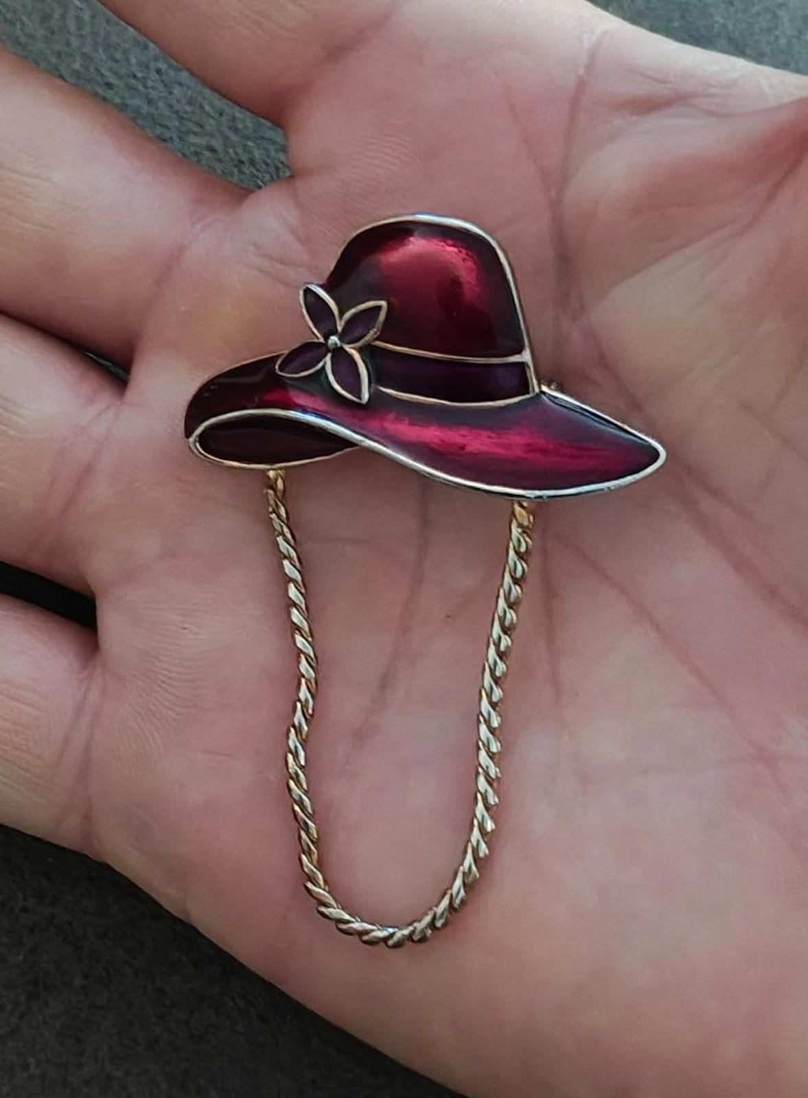 1990s Gold Tone Red Enamel Red Hat Society Hat Pin Brooch