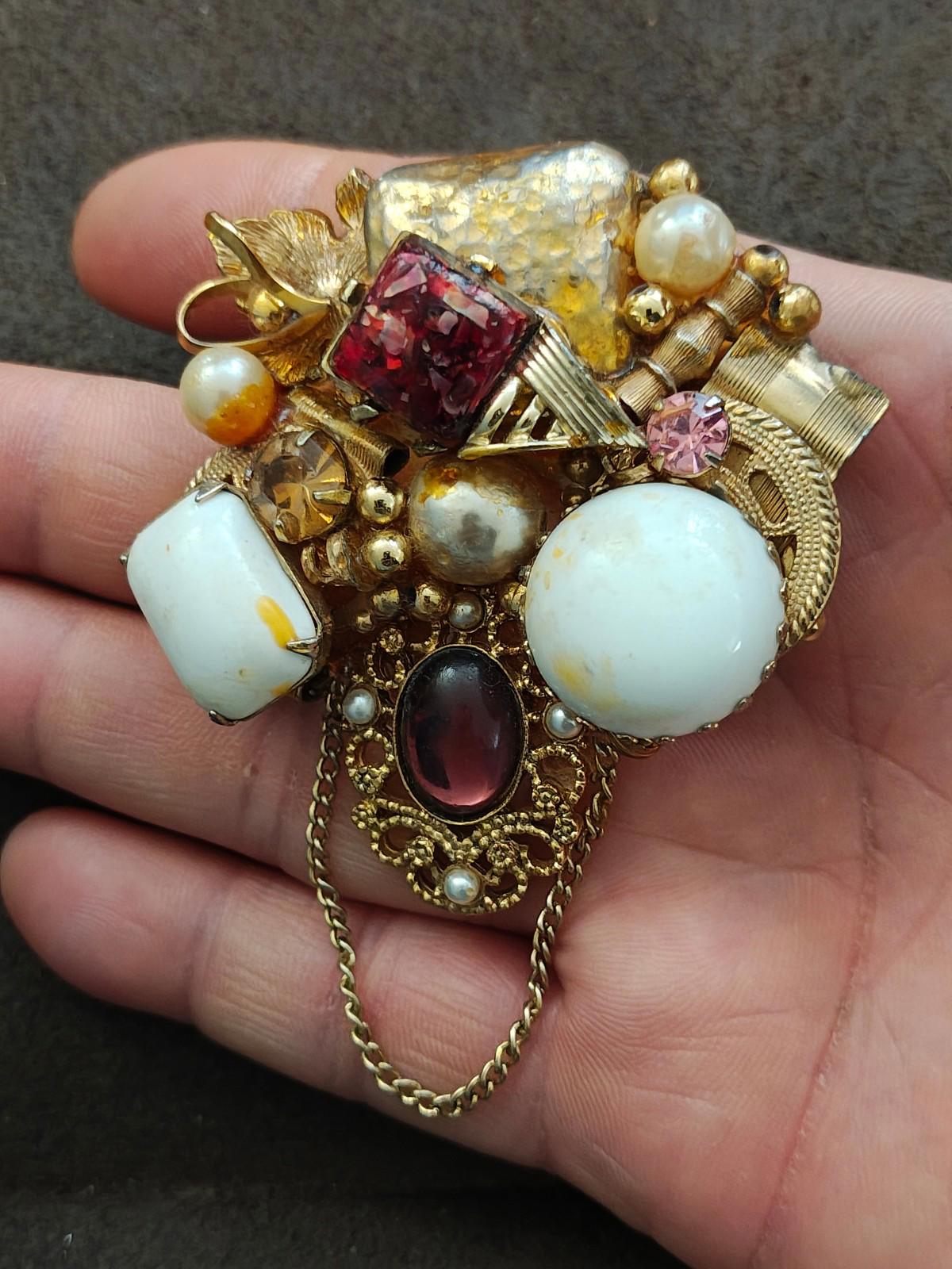 1980s Handmade Collage of Beads Faux Pearls Etc. Gold Tone Brooch