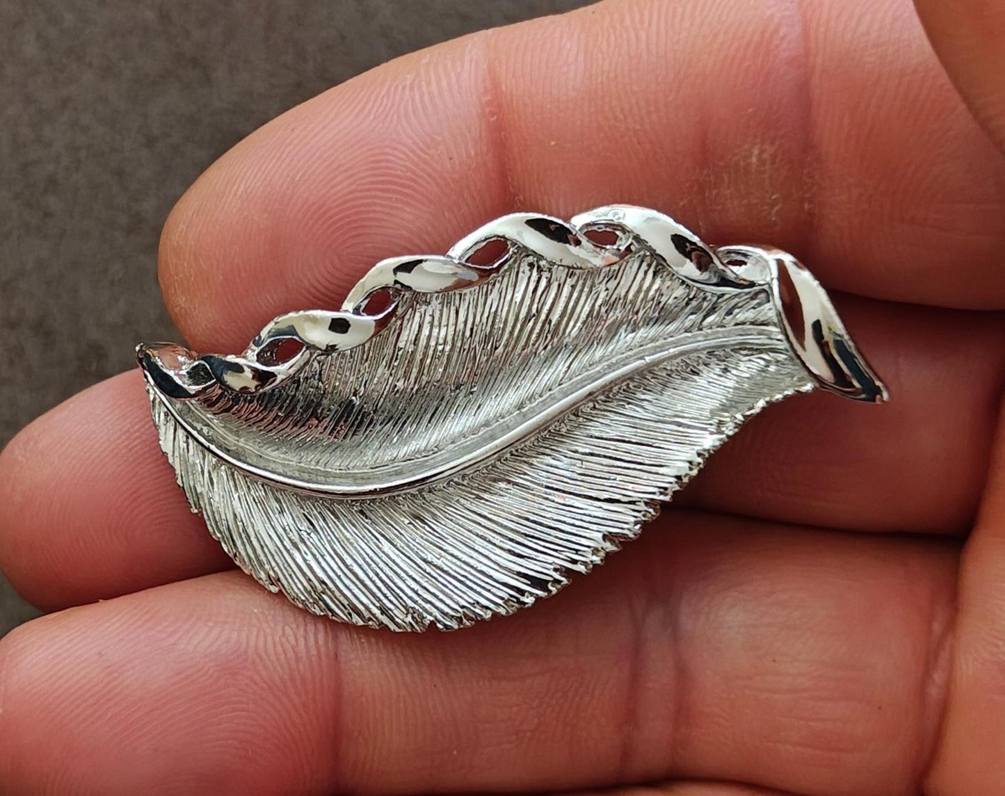 1960s Signed Gerry's Silver Tone Feather/Leaf Brooch