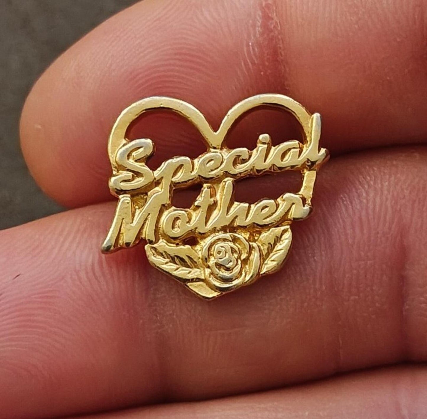 1980s Gold Tone "Special Mother" Heart Pin