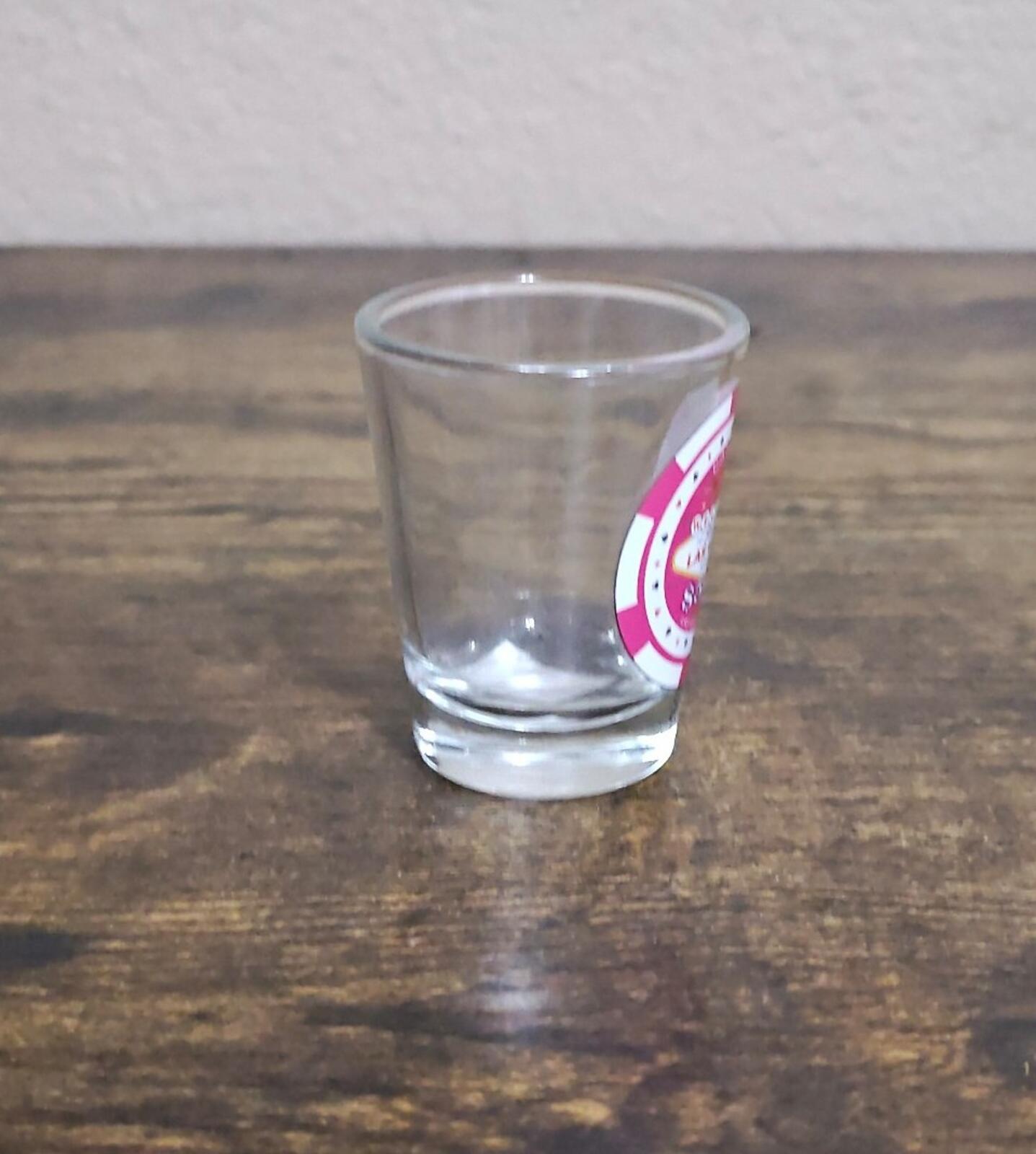 Welcome To Fabulous Las Vegas Nevada $500 Casino Chip Style Shot Glass