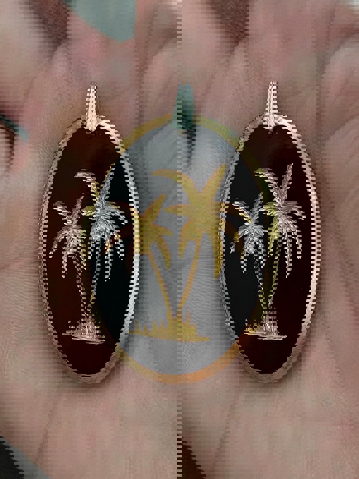 1980's Palm Trees On German Glass Intaglio Gold Tone Pendant