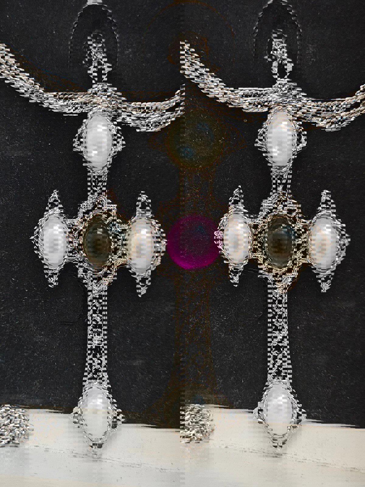 1974 Crusader Cross Sarah Coventry Pendant Necklace