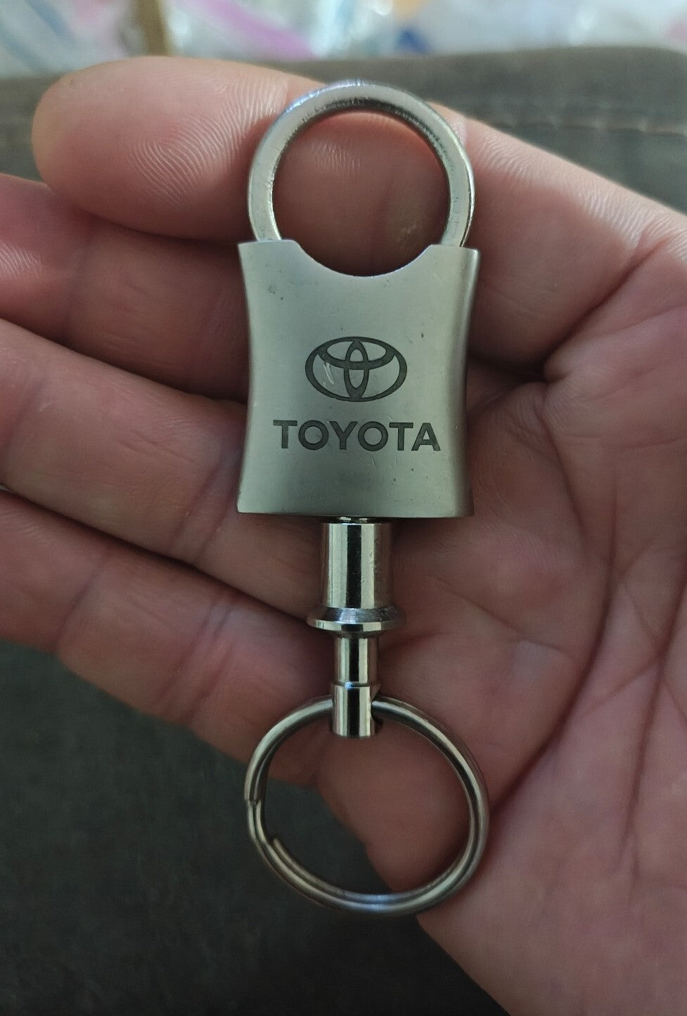 Toyota Auto Gold KCVTOY Valet Keychain