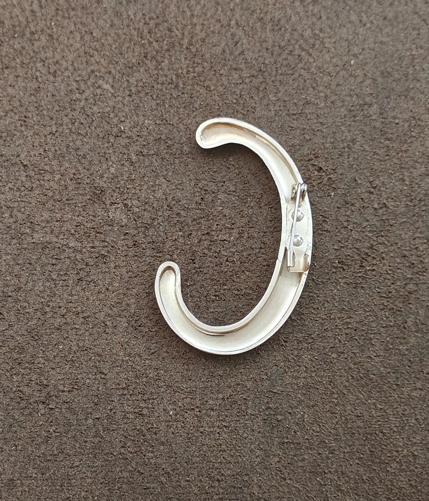 1980s Monogram Initial Letter C Silver Tone Pin/Brooch