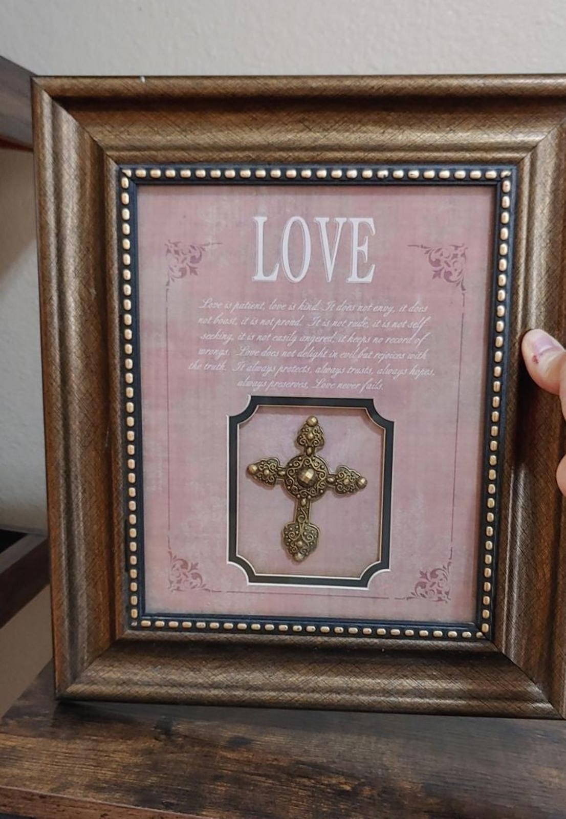 Vintage Love Inspirational Stunning Mounted Cross in Frame