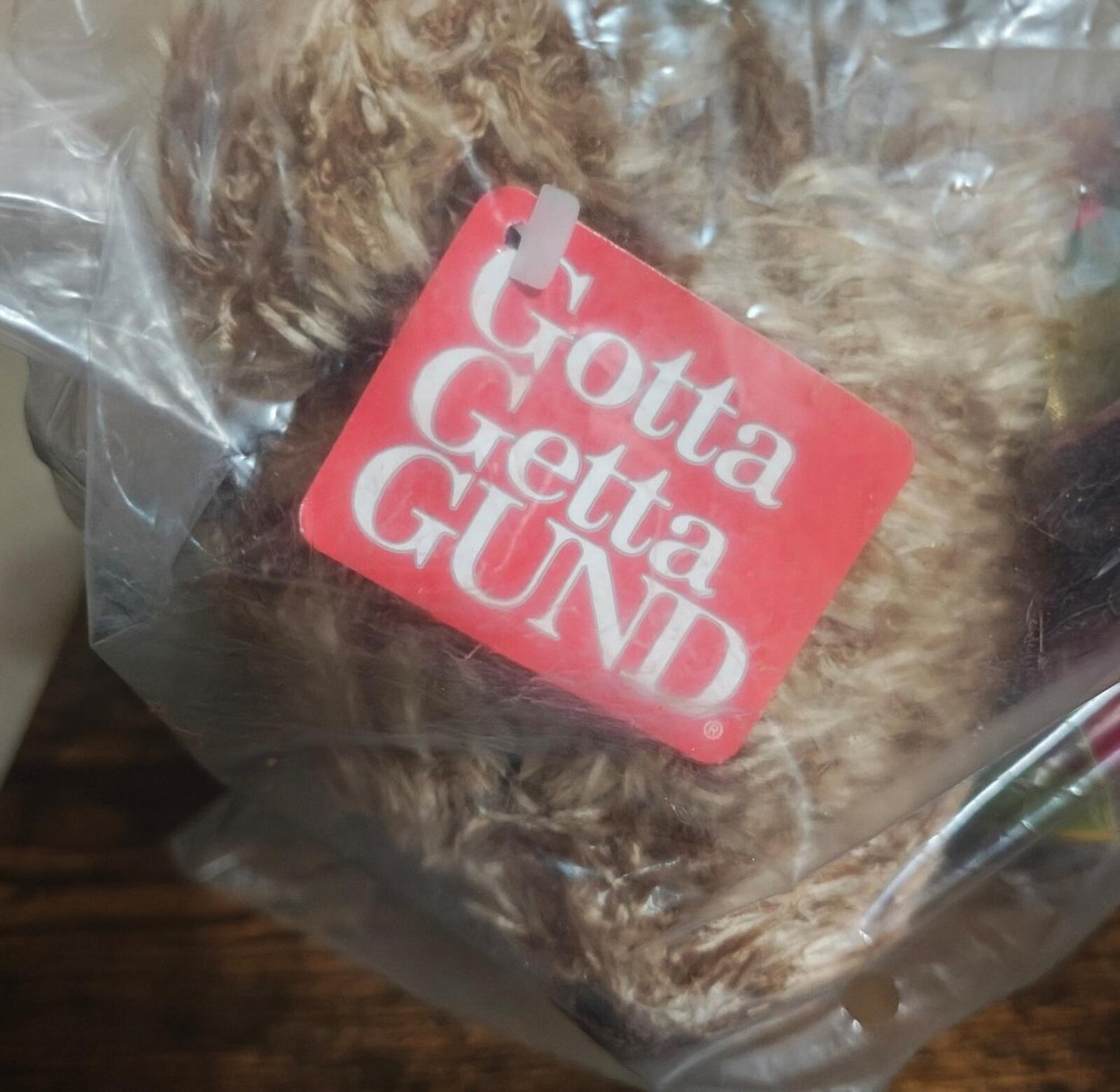 1999 Gotta Getta GUND "Bearessence" Teddy Bear Plush NWT Factory Sealed