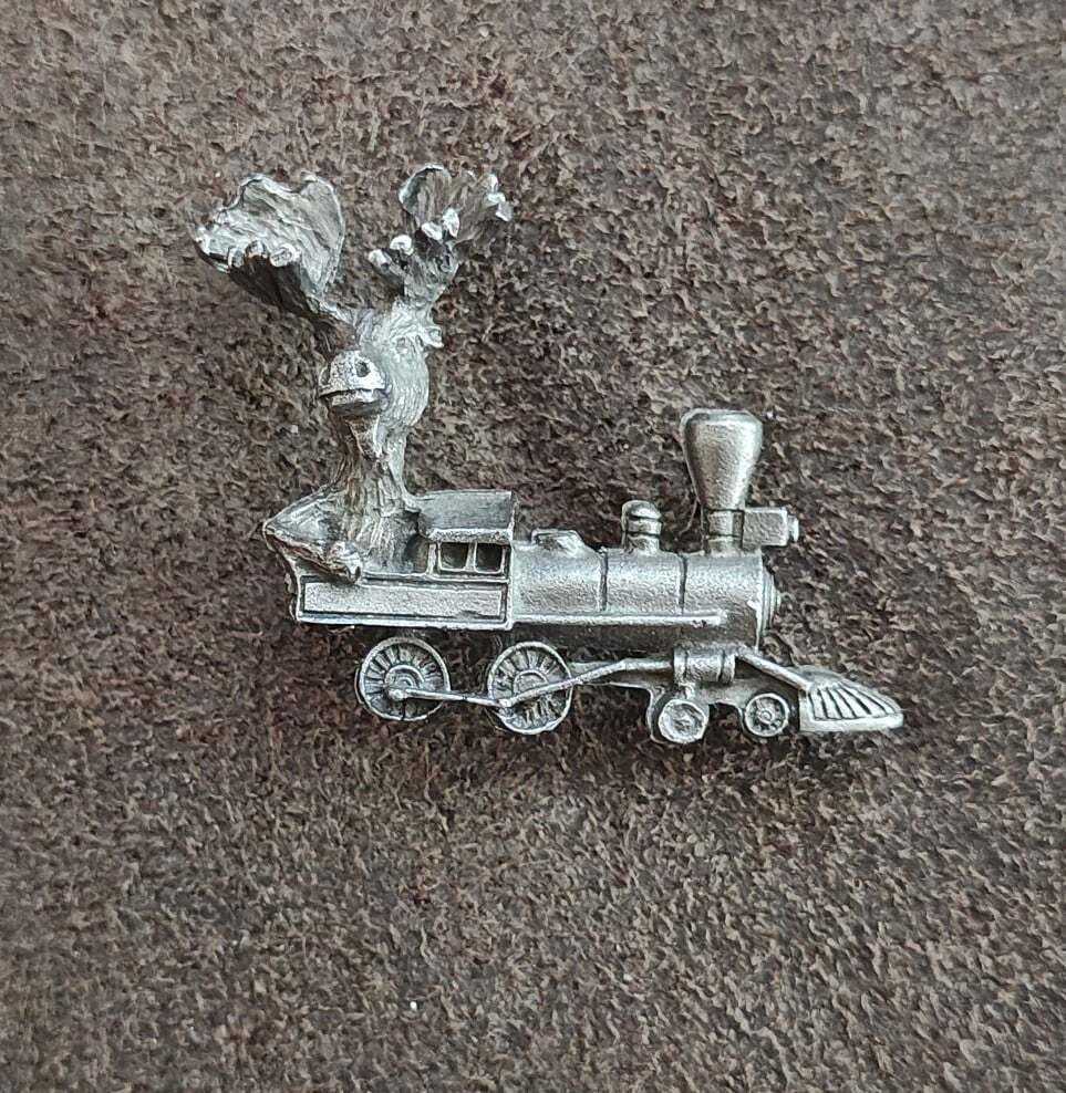 1980s/90s Rare Moose Riding a Locomotive Train Pewter Pin