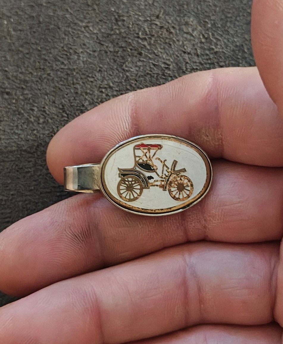 1960s Gold Tone Antique Car Tie Bar/Tie Clip