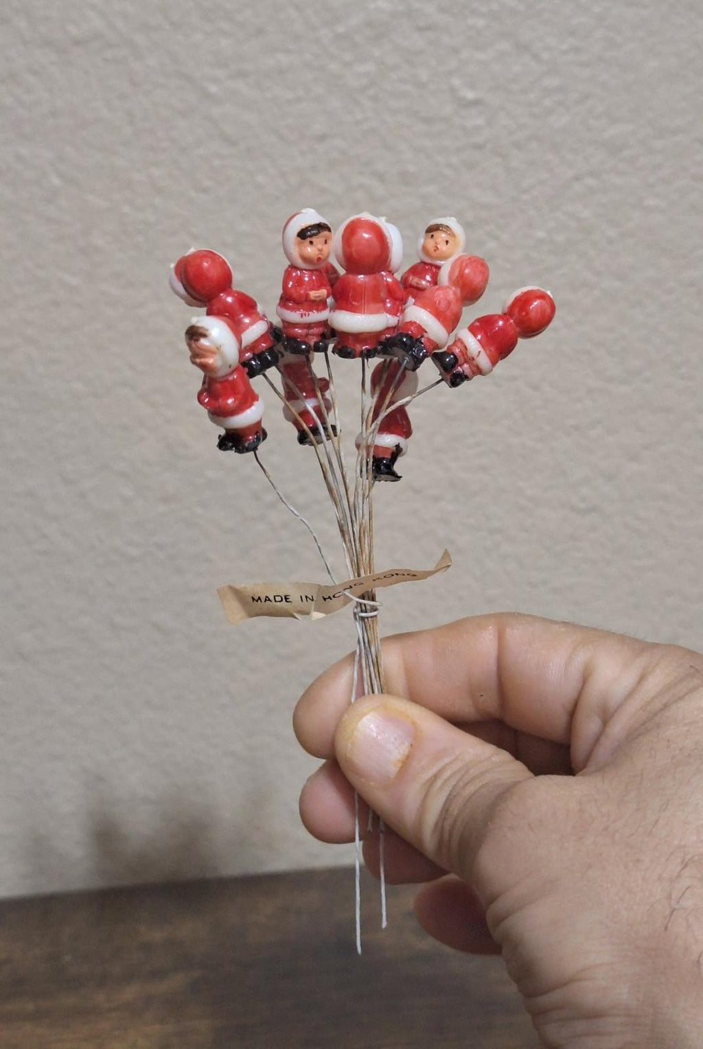 1950s/60s Set Of 12 Hand Painted Hard Plastic Mini Eskimos on a Wire