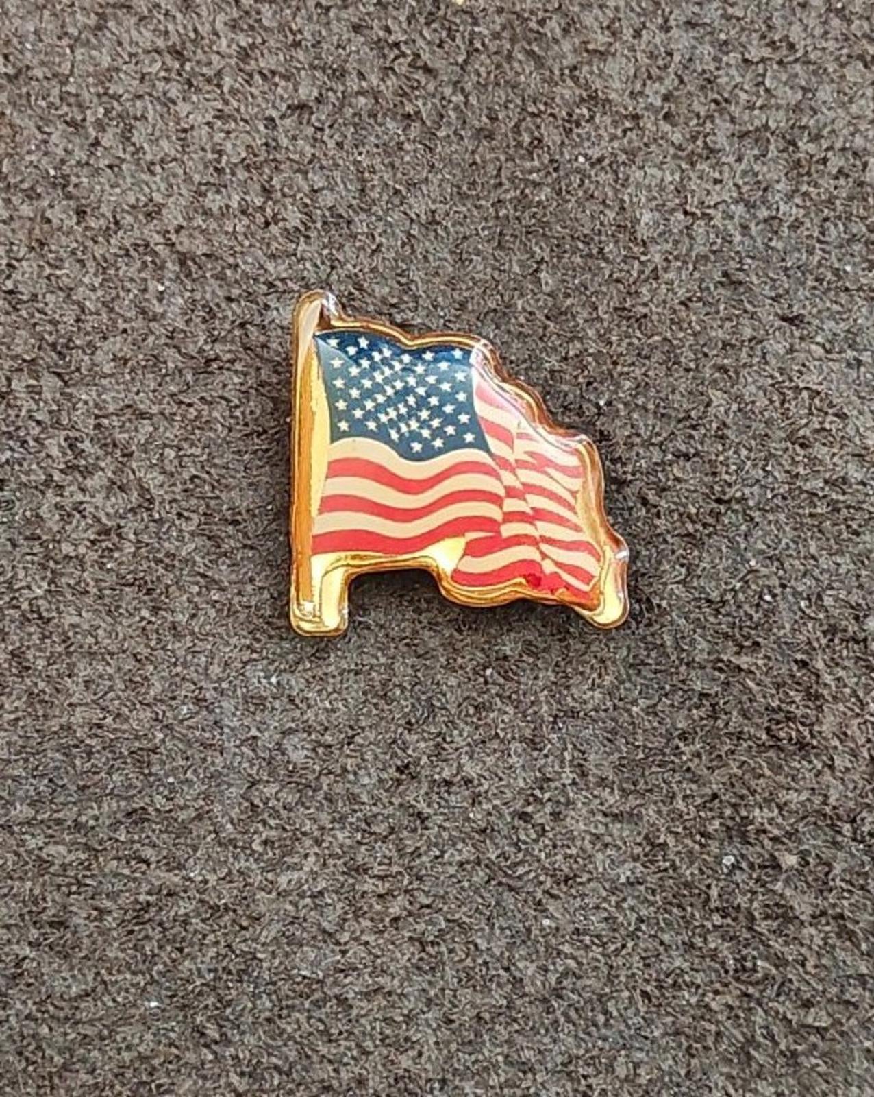 1980s Gold Tone Patriotic United States Old Glory Waving Flag Pin