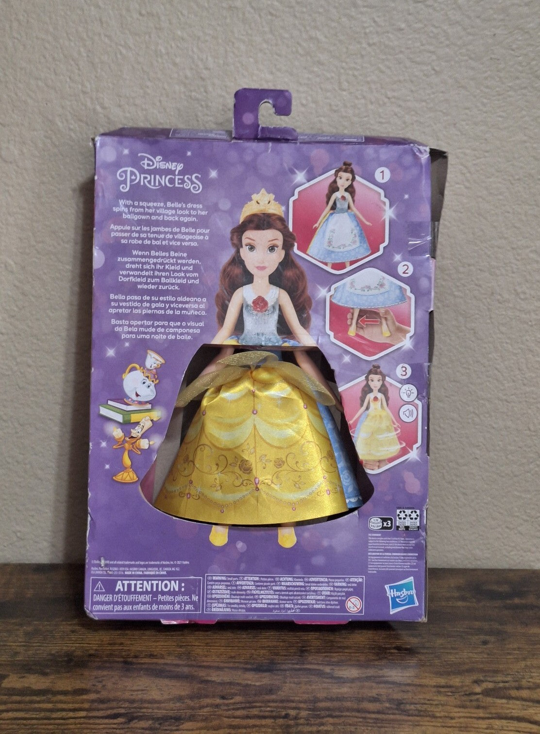 Disney Princess Spin and Switch Belle Quick Change Fashion Doll