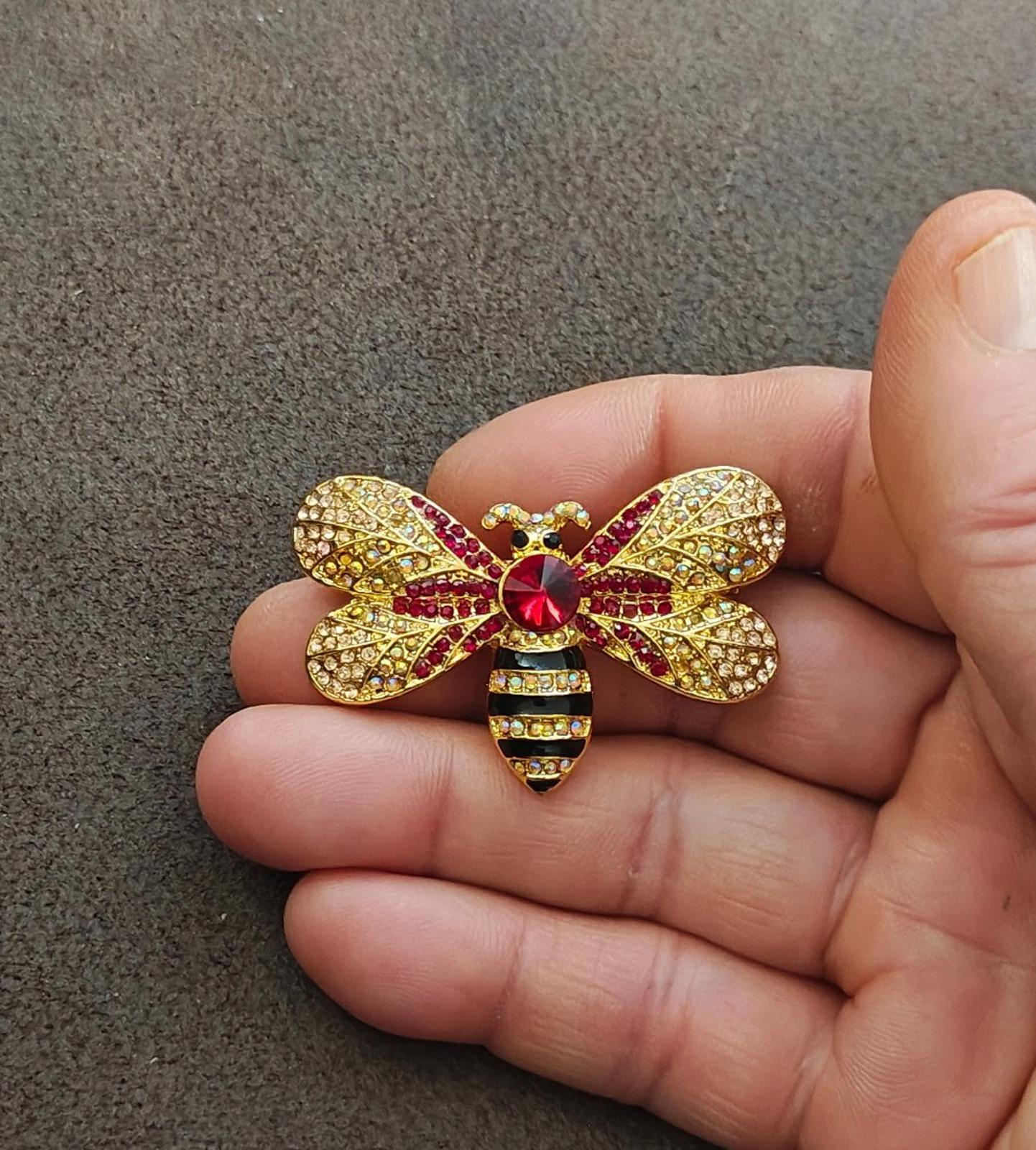 Vintage Bumblebee Style Gold Tone With Sparkling Iridescent and Red Rhinestones Brooch Pin