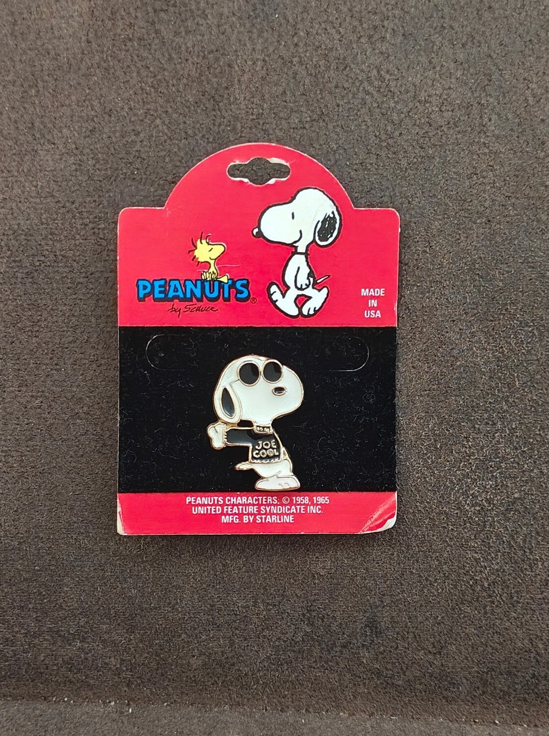 1980s Peanuts Snoopy Joe Cool Gold Tone Enamel Pin