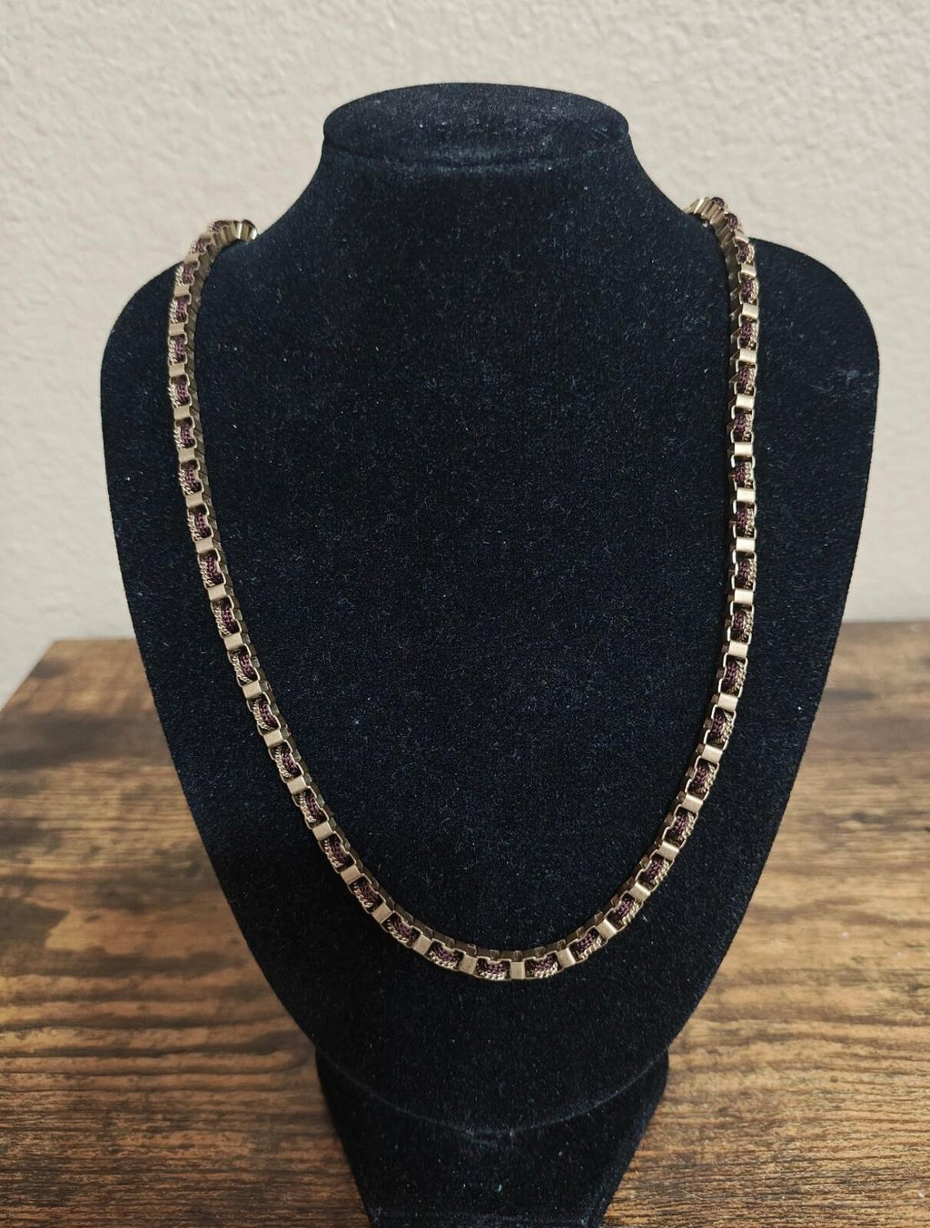 90s Cookie Lee Box Chain Necklace Featuring a Distinct Toggle Clasp Closure NWT