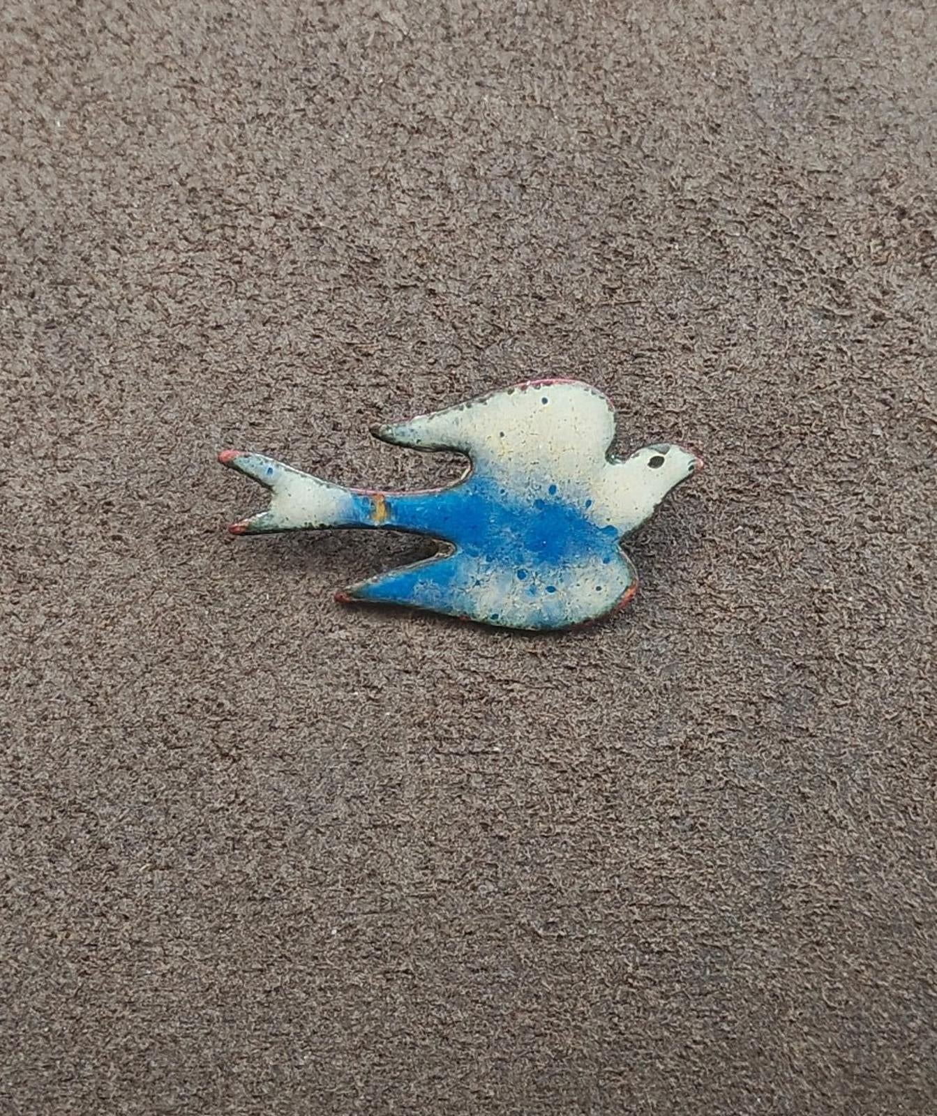 1970s Blue and White Enamel on Copper Decorative Bird Brooch