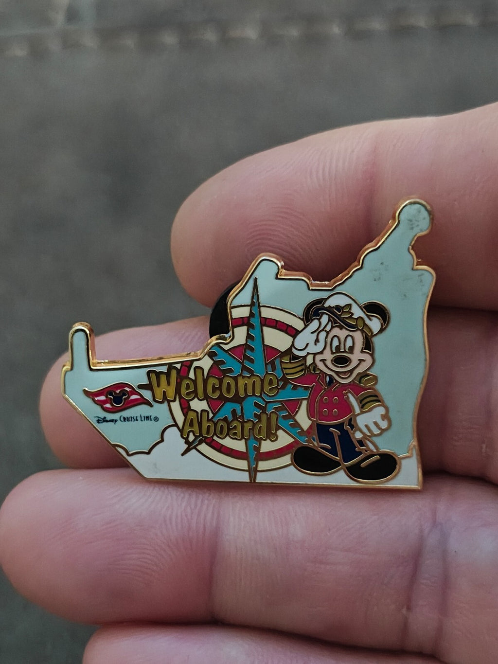 2008 Disney Cruise Line Gold Tone Enamel Pin Featuring Captain Mickey Mouse