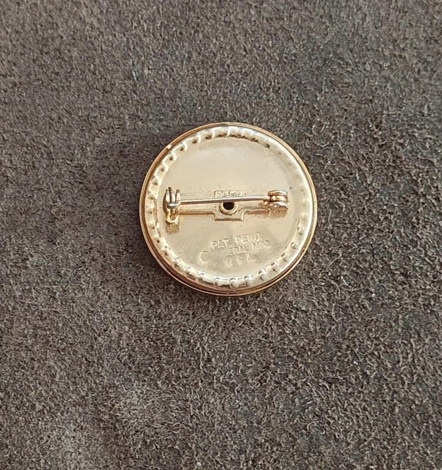 1950s General Manufacturing Co. Mother Of Pearl (MOP) Magnetic Seamstress Brooch