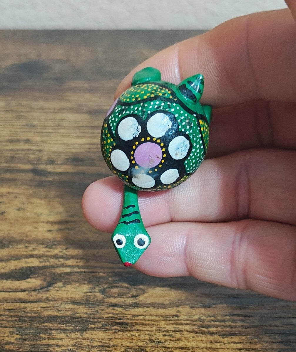 Hand-painted Mexican Folk Art Turtle Bobblehead Figurine