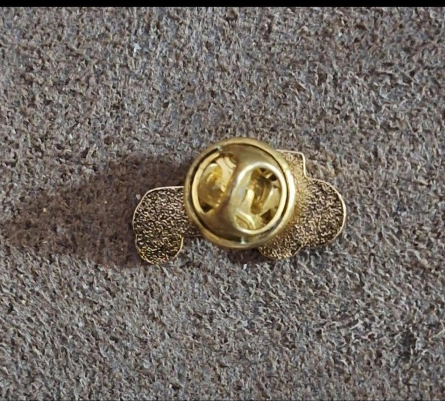 1970s Gold Tone White & Red Jeep With Ken Name On Tire Enamel Pin
