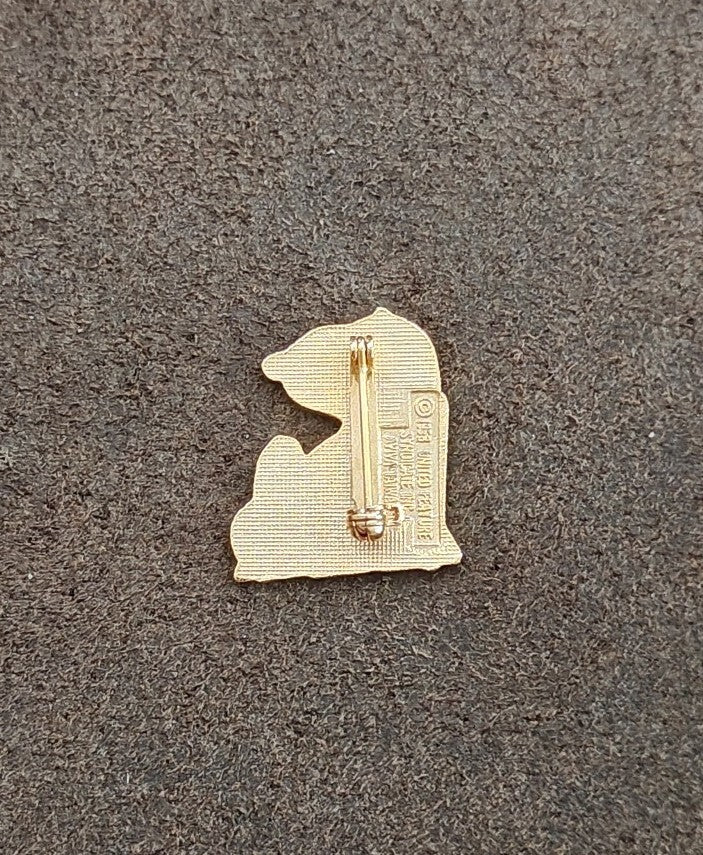 1970s Aviva Peanuts Snoopy in Orange Armchair Cloisonne Gold Tone Enamel Pin