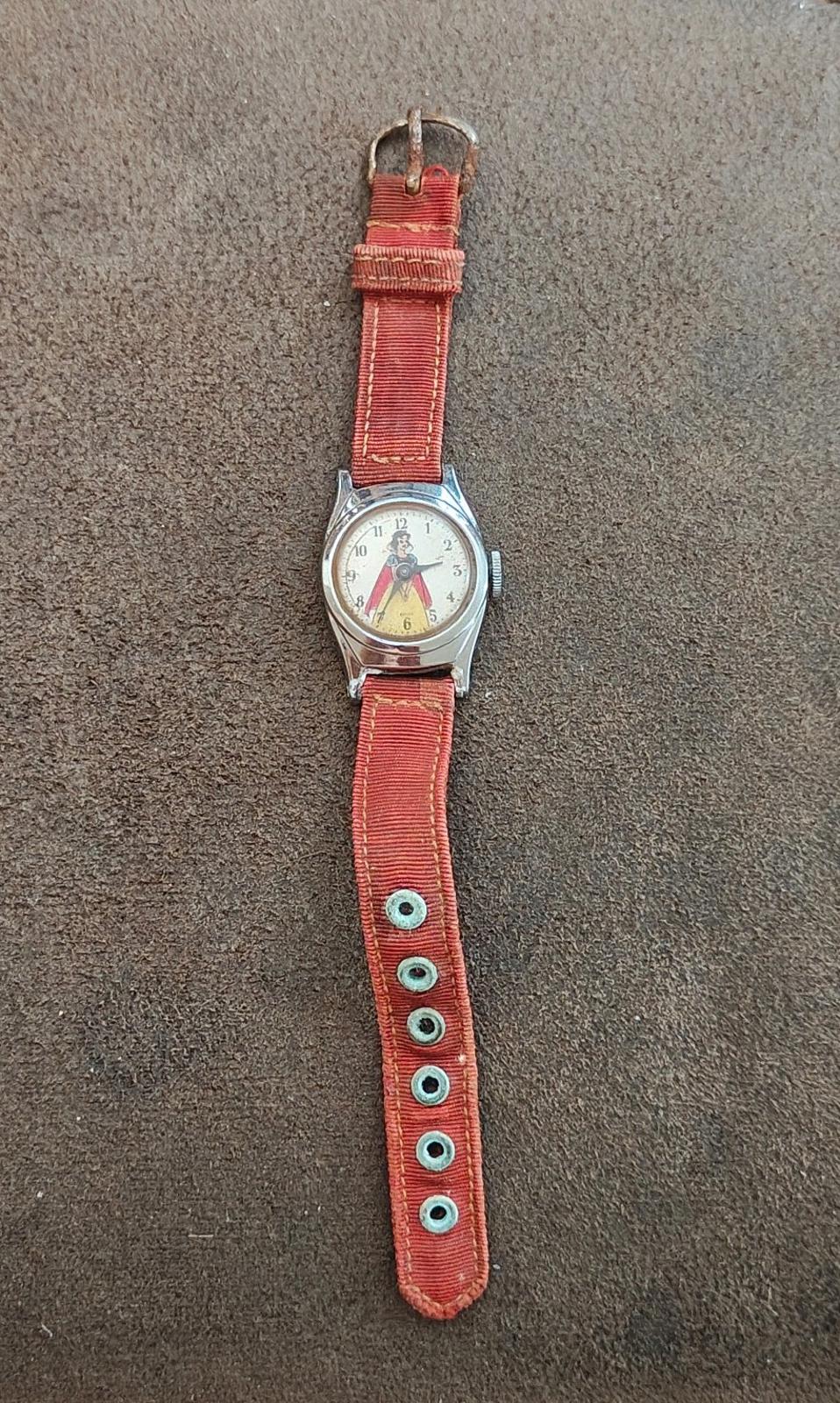 1950s Rare US Time Walt Disney Snow White Mechanical Hand Winding Ladies Watch