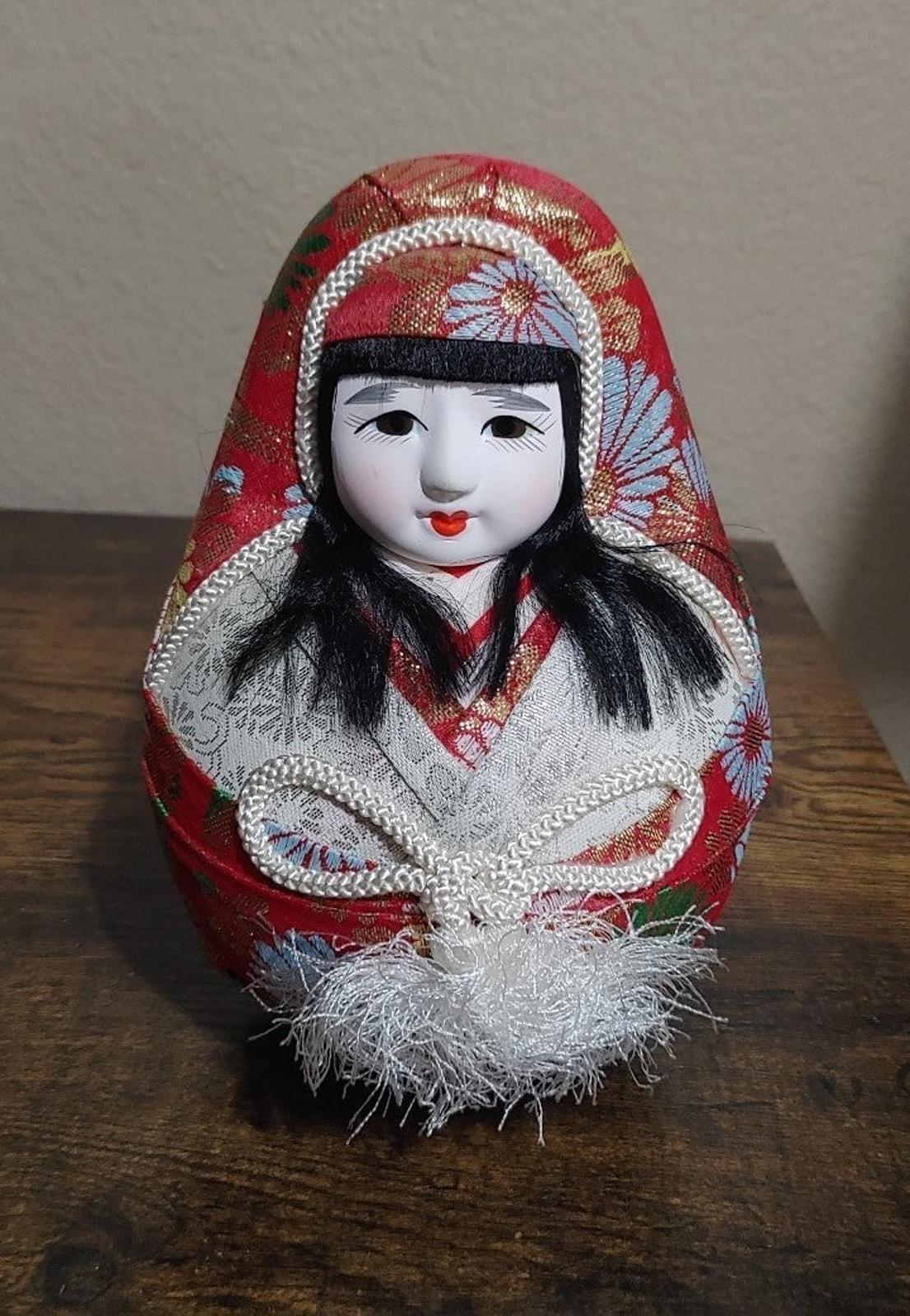 Beautiful Vintage Japanese Traditional Hime Daruma Doll