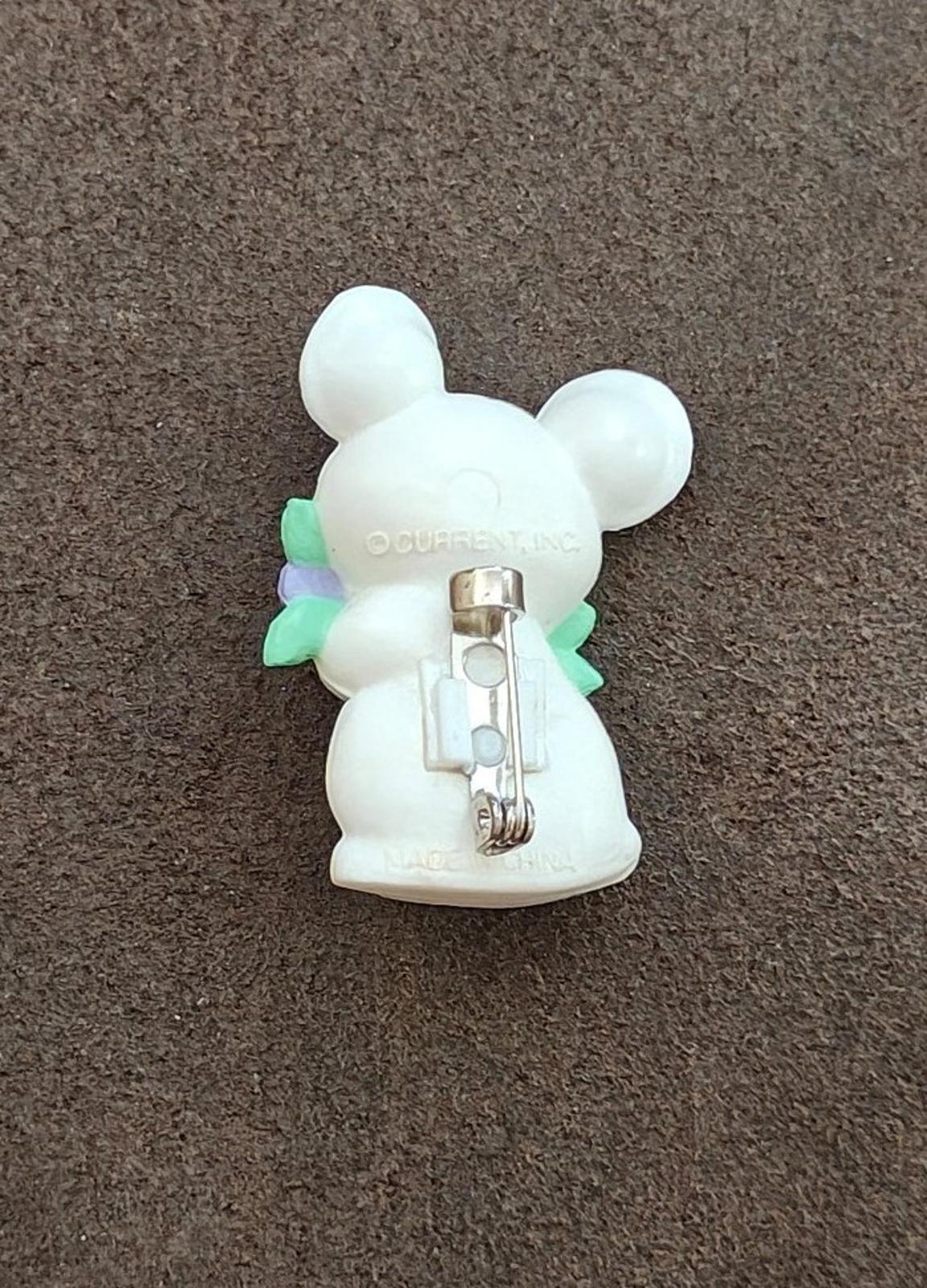 1980s White Mouse Holding a Red Heart and Purple Flowers Valentine's Brooch