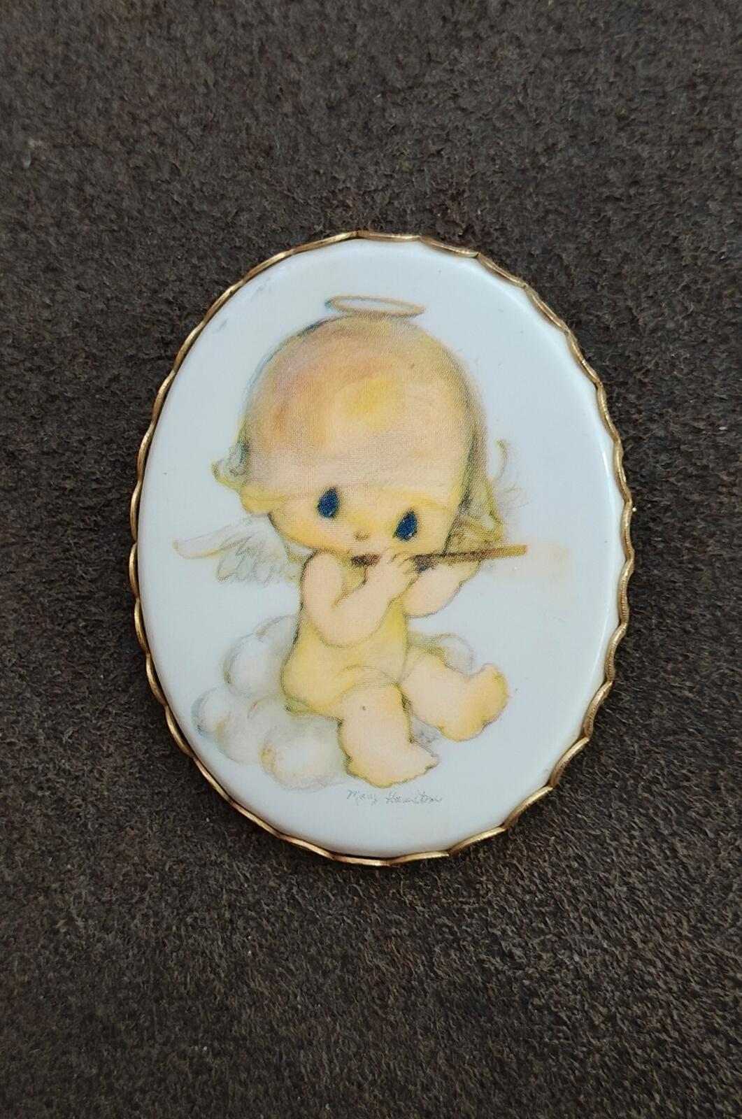 Super Cute 1970s Rare Hallmark Angel Cherub Girl Cameo Gold Tone Brooch