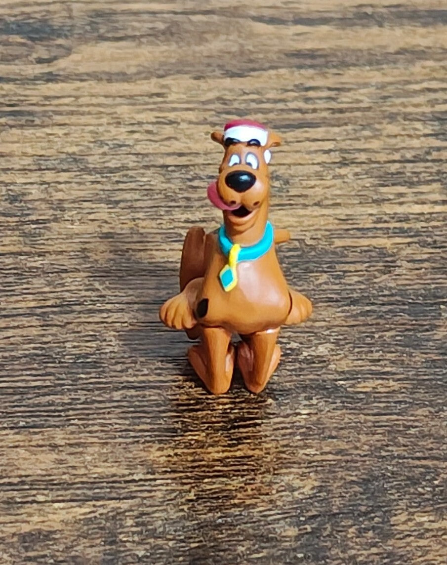 2001 Hallmark Keepsake Miniature Scooby-Doo Christmas Ornament Figurine
