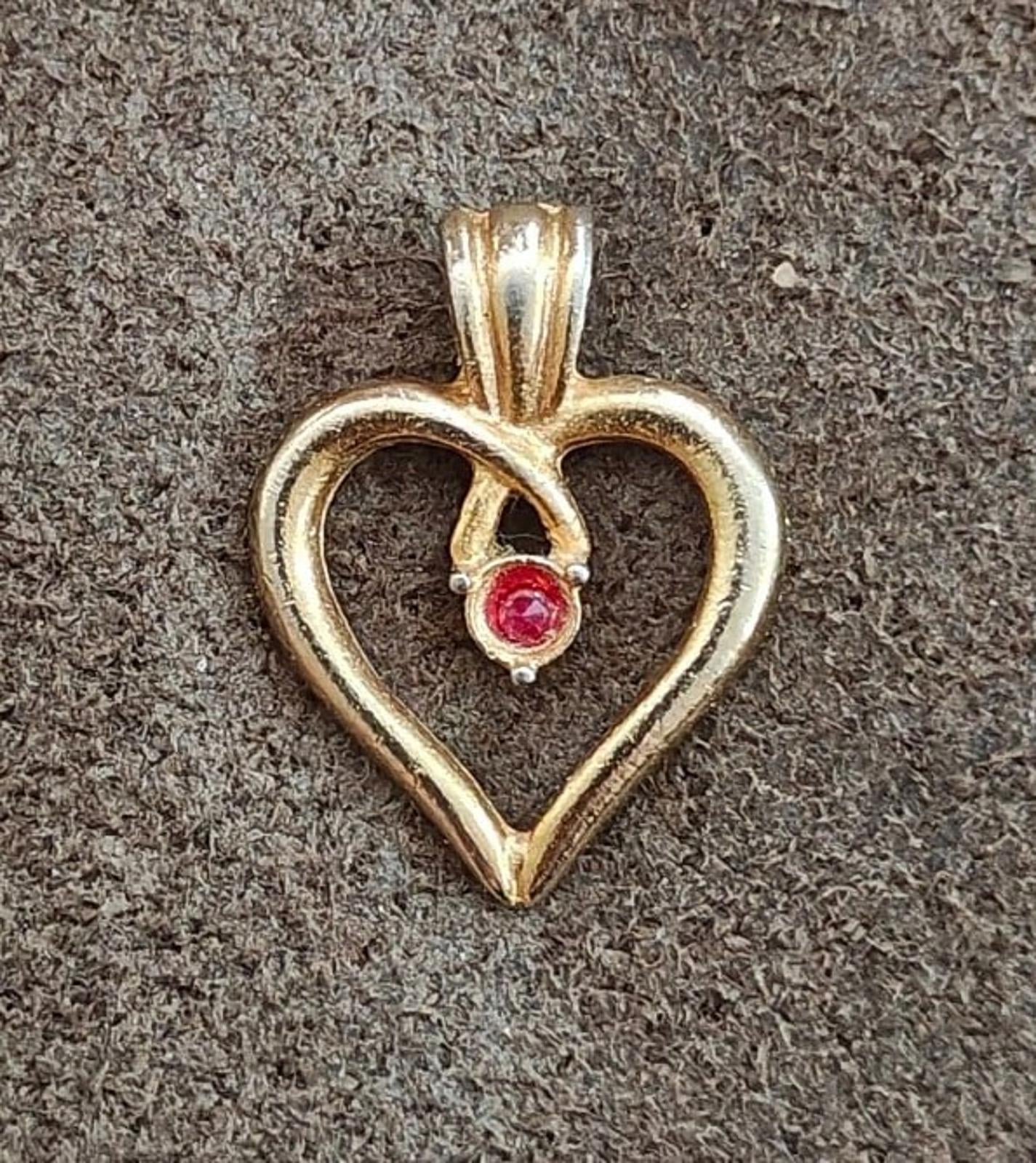 1980's Coquette Open Heart Gold Tone With Red Gem Pin