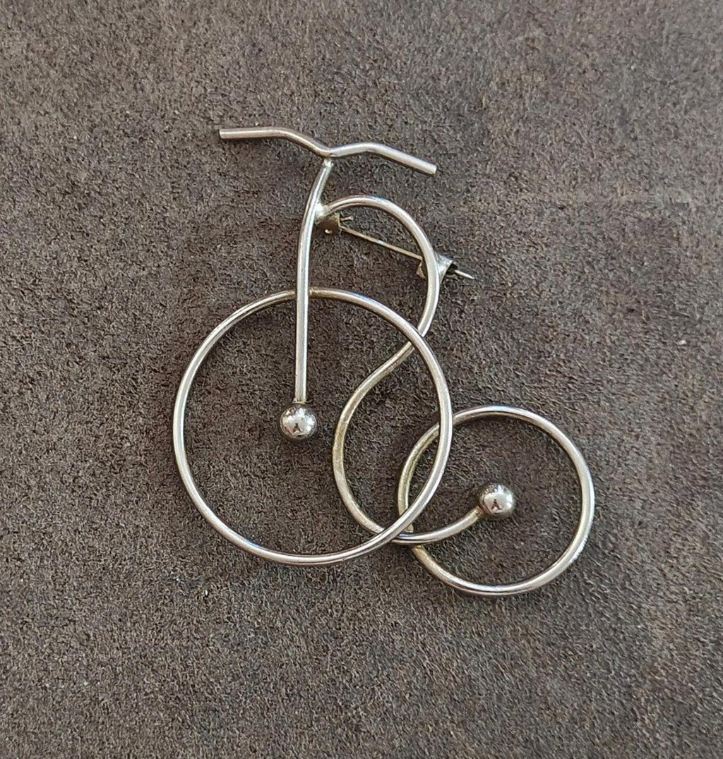 1980's Silver Tone Bicycle Brooch Pin