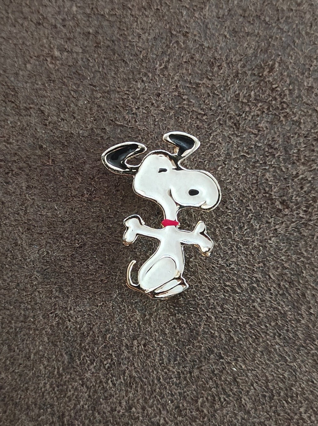 1970s Snoopy Gold Tone Enamel Pin