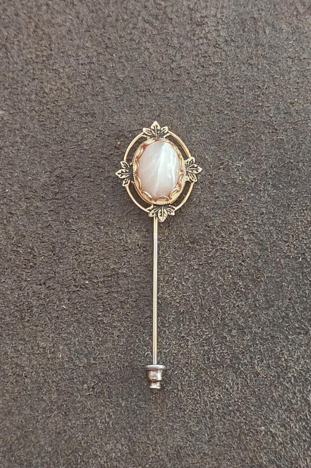 1980s Gold Tone Vintage Stick Pin Featuring a Central Cabochon Gemstone