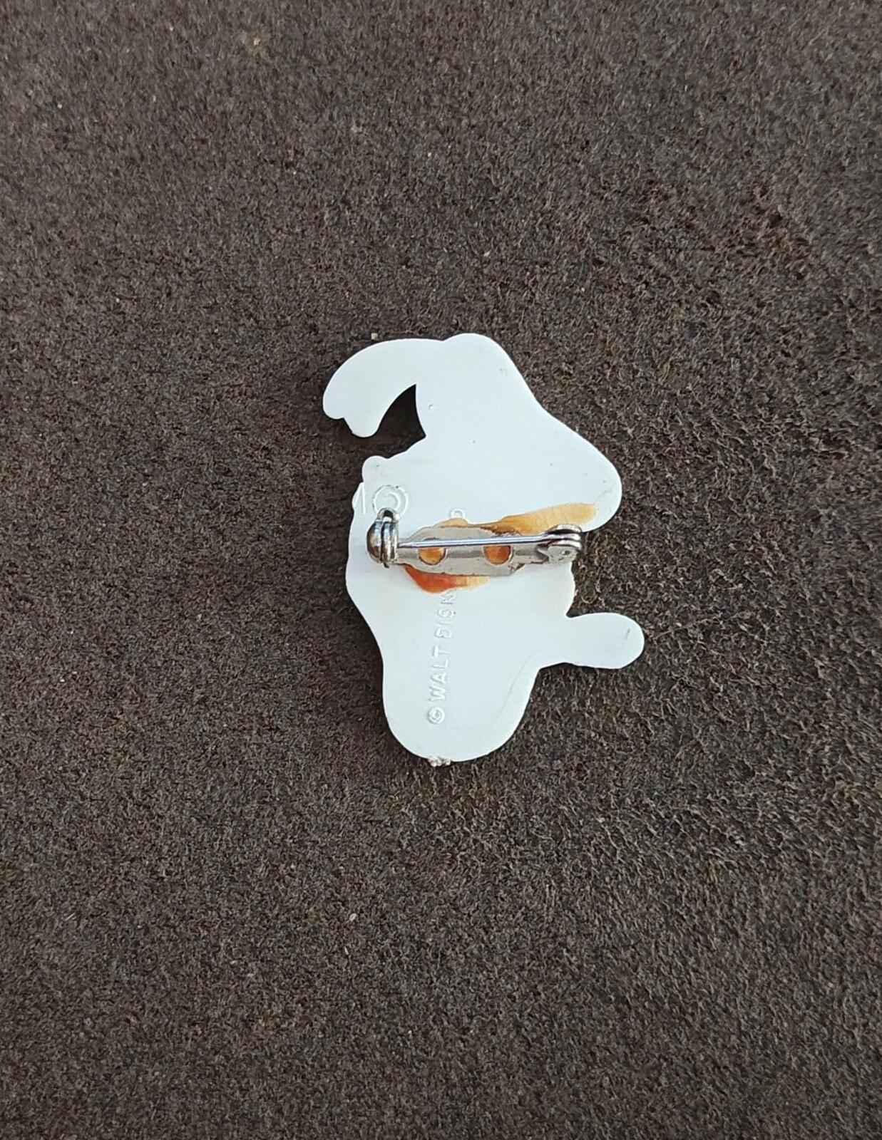 1970s/80s Rare Walt Disney Productions Donald Duck Plastic Pin