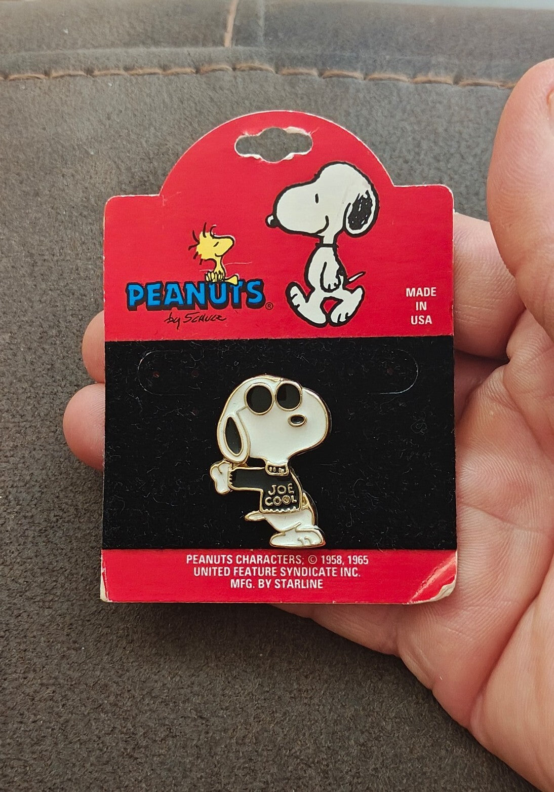 1980s Peanuts Snoopy Joe Cool Gold Tone Enamel Pin
